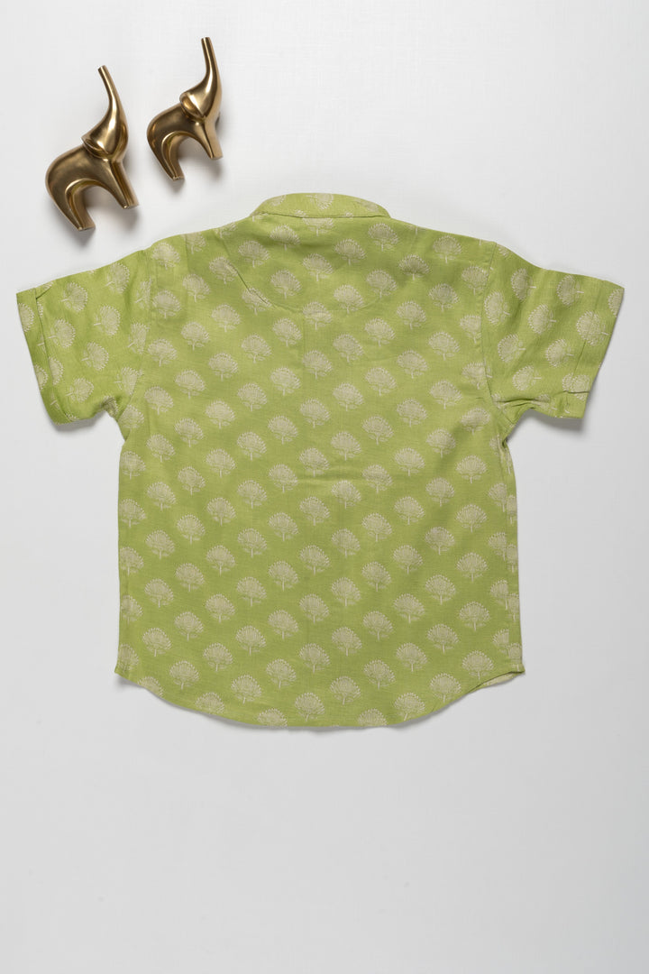 The Nesavu Boys Cotton Shirt Boys Green Cotton Shirt with Elegant Tree Print – Traditional and Casual Wear Nesavu Boys Green Cotton Shirt with Elegant Tree Print | Traditional and Casual Wear | The Nesavu