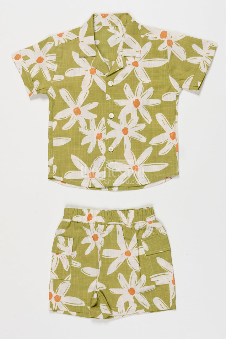 The Nesavu Boys Casual Set Boys Green Floral Cotton Set for Playful Summer Days Nesavu 12 (3M) / Green BCS542B-12 Nesavu boys floral cotton shirt and shorts set in green – ideal for summer play