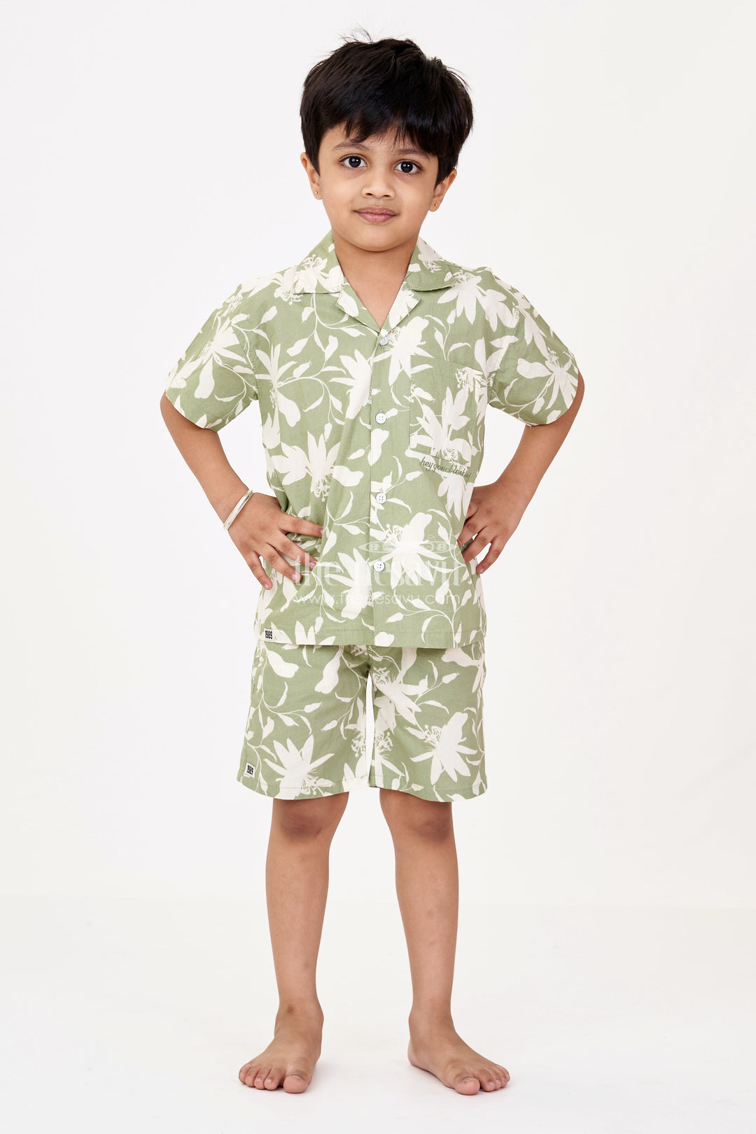 The Nesavu Boys Casual Set Boys Green Two Piece Casual Dress with Digital Floral Print and Elasticated Waistband for Comfort Nesavu Boys Green Floral Print Cotton Two Piece Casual Outfit Matching Shirt Shorts | The Nesavu