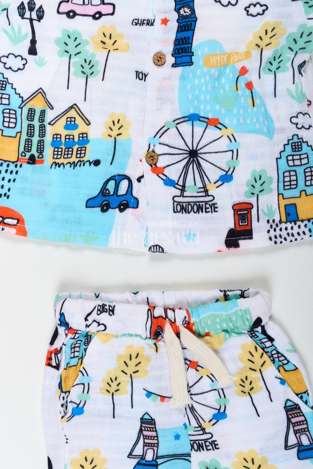 The Nesavu Boys Casual Set Boys Half Sleeve Casual Shirts with Muslin Fabric and Colorful Travel Inspired Print for Everyday Style Nesavu Boys Half Sleeve Casual Shirts with London Inspired Muslin Print and Matching Shorts | The Nesavu