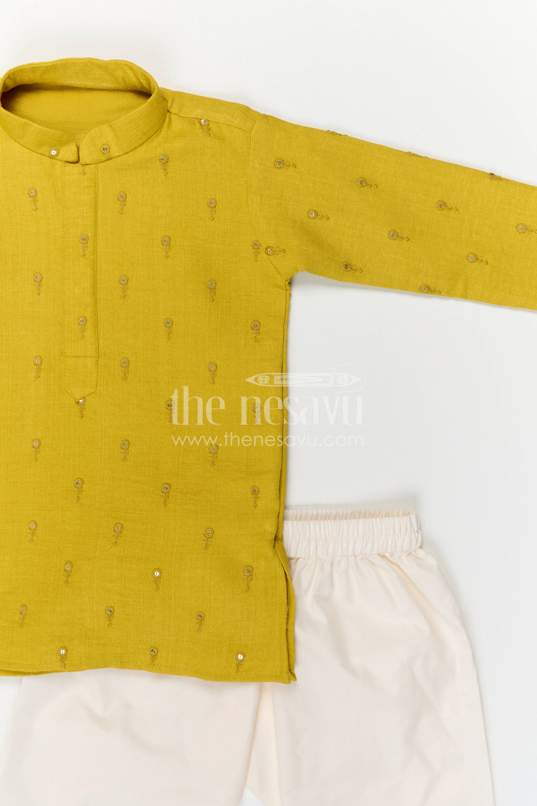 The Nesavu Boys Kurtha Set Boys Kurta Set for Festive Occasions and Temple Visit Nesavu Nesavu Boys Kurta Set Silk Blend With Thread Embroidery For Festive Occasions And Traditional Wear