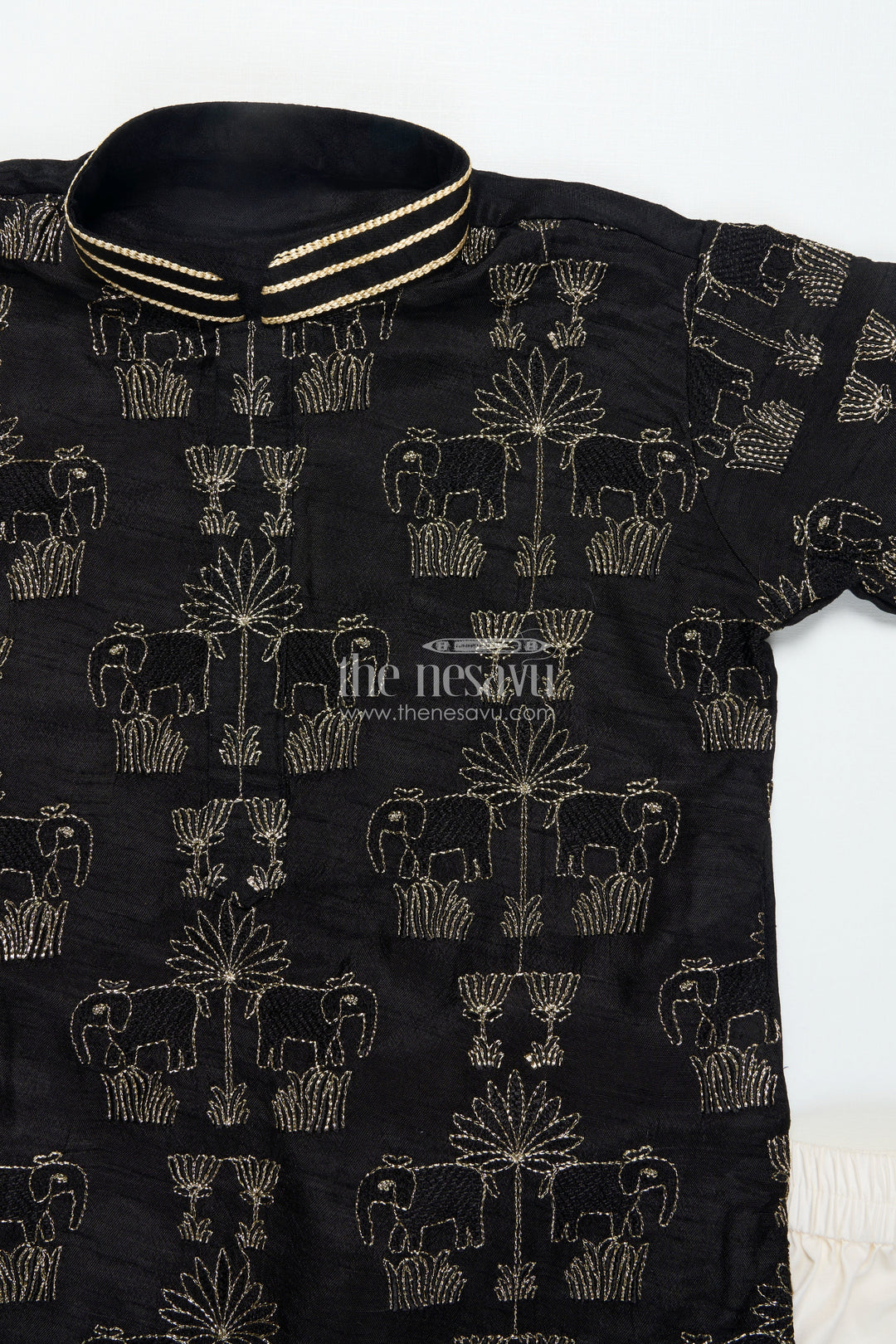 The Nesavu Boys Kurtha Set Boys Kurta Set for Festive Wear and Traditional Events Nesavu Nesavu boys embroidered kurta set blend silk festivals traditional celebrations