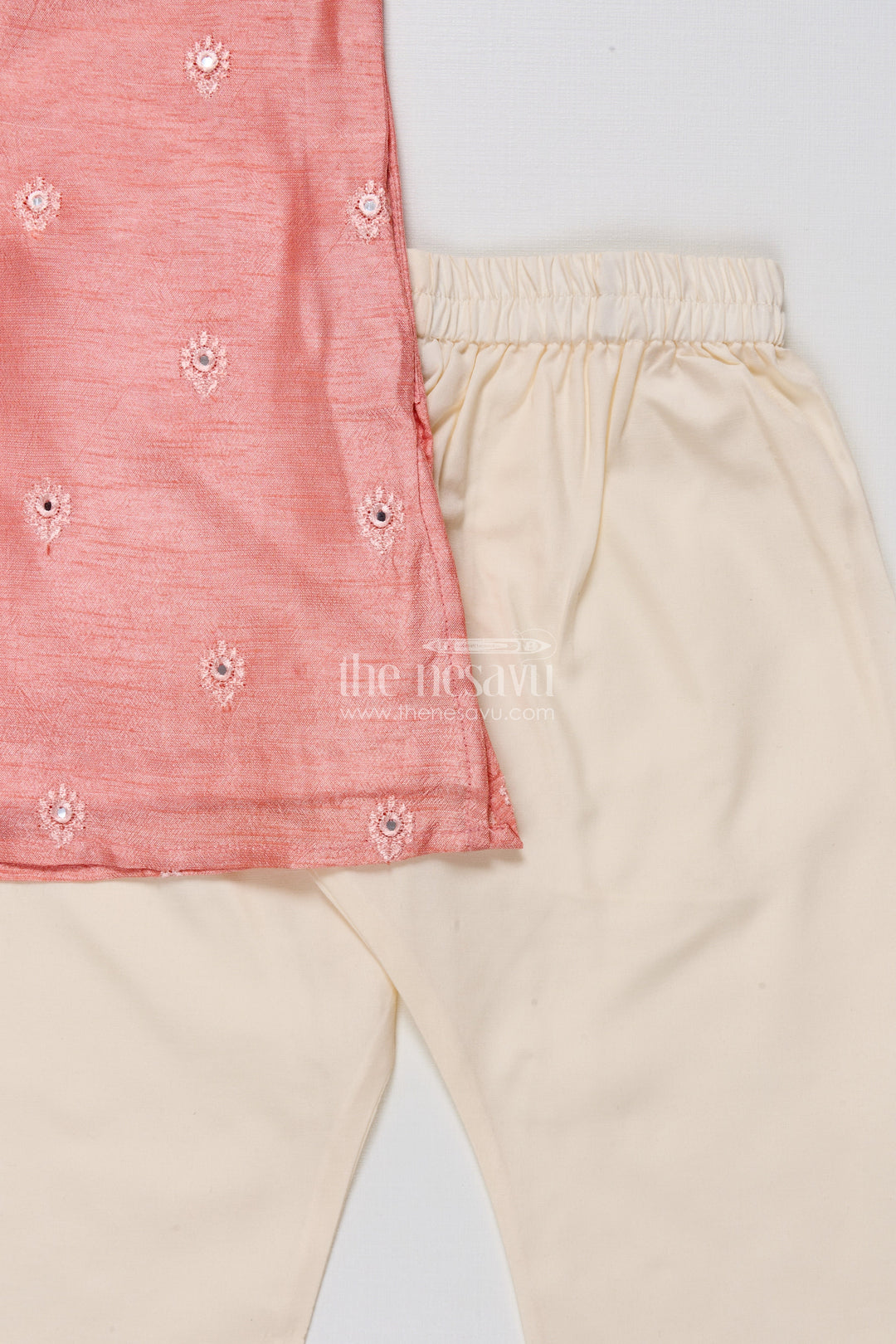 The Nesavu Boys Kurtha Set Boys Kurta Set with Embroidery for Wedding and Festive Occasions Nesavu Nesavu boys kurta set embroidered blend silk cotton weddings festive celebrations