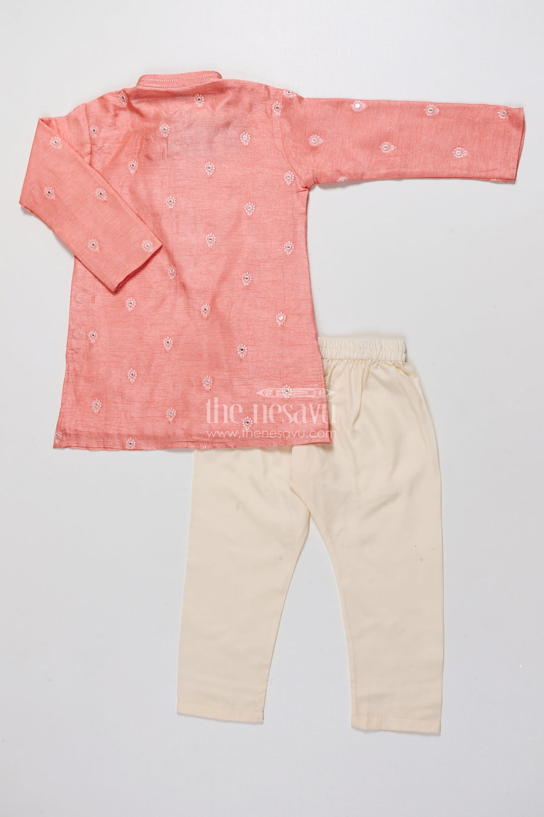 The Nesavu Boys Kurtha Set Boys Kurta Set with Embroidery for Wedding and Festive Occasions Nesavu Nesavu boys kurta set embroidered blend silk cotton weddings festive celebrations