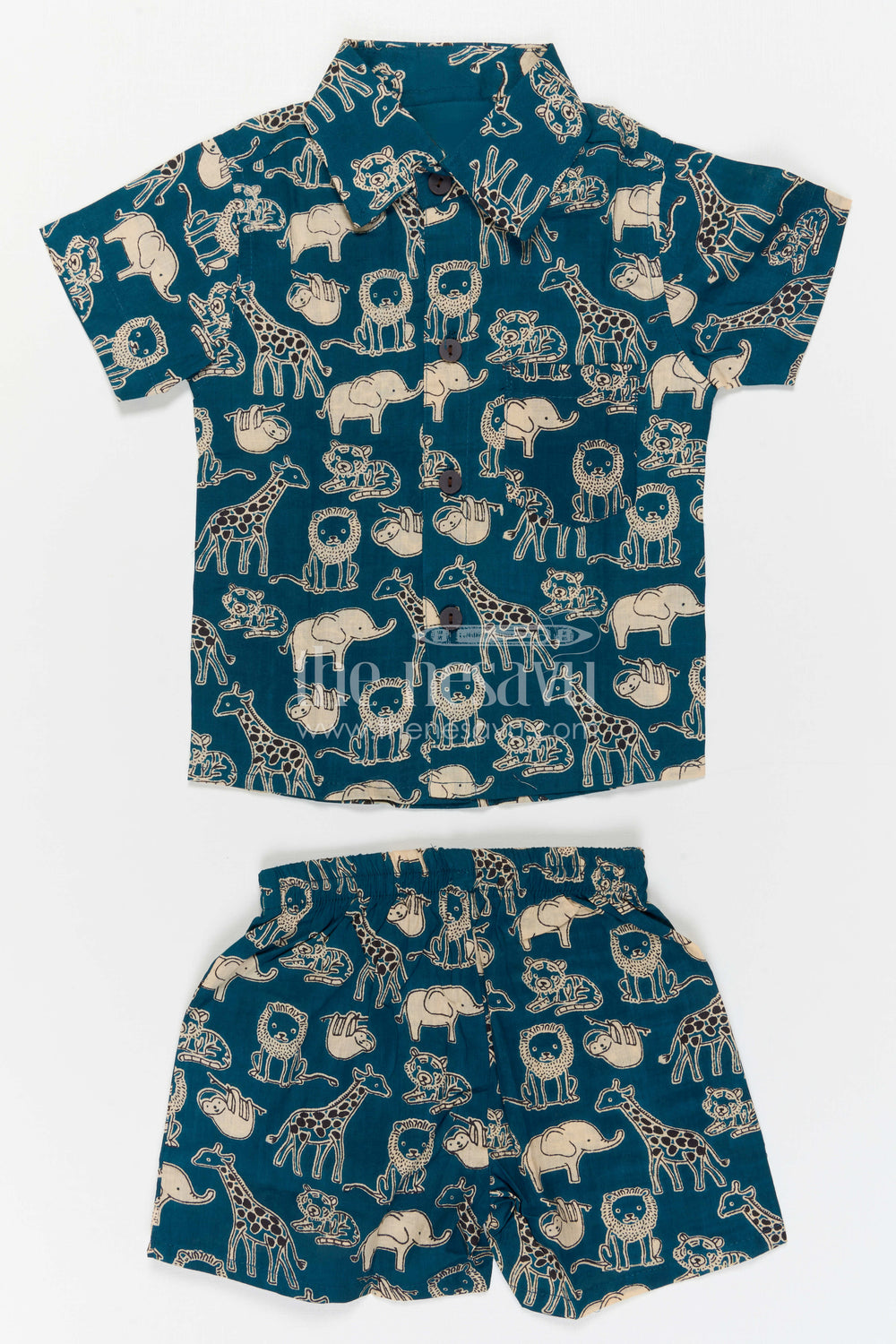 The Nesavu Boys Casual Set Boys Matching Outfit for Summer Travel and Playtime Nesavu Nesavu Boys Cotton Matching Co Ord Set For Summer Travel With Animal Print Shirt And Shorts