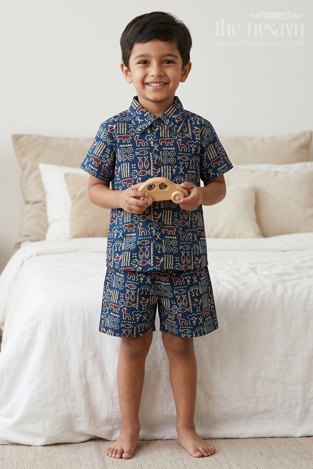The Nesavu Boys Casual Set Boys Matching Set for Travel and Everyday Comfort Nesavu 16 (1Y) / Blue / Cotton BCS604B-16 Nesavu Boys Cotton Matching Set For Travel And Everyday Wear With Digital Print Shirt And Shorts