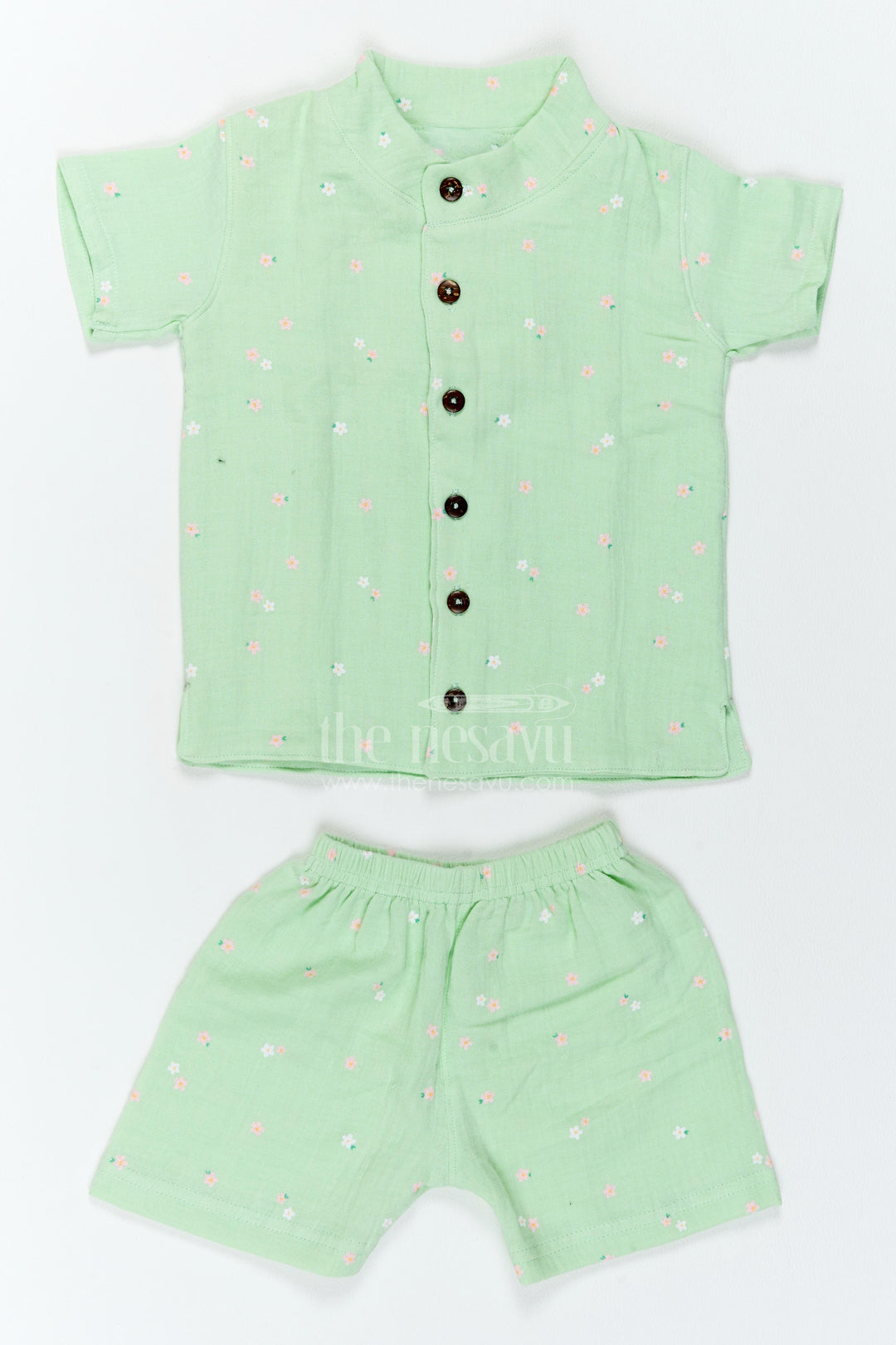 The Nesavu Boys Casual Set Boys Muslin Casual Set for Playdates Travel and Relaxed Weekends Nesavu 10 (NB) / Green / Muslin BCS618A-10 Nesavu Boys Muslin Casual Set For Playdates Travel Family Outings And Relaxed Summer Weekends