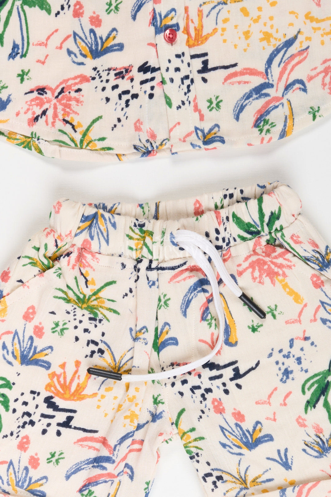 The Nesavu Boys Casual Set Boys Muslin Cotton Casual Attire Set with Colorful Printed Shirt and Matching Shorts Nesavu Boys Casual Attire Set Muslin Cotton Colorful Nature Print Shirt Shorts | The Nesavu