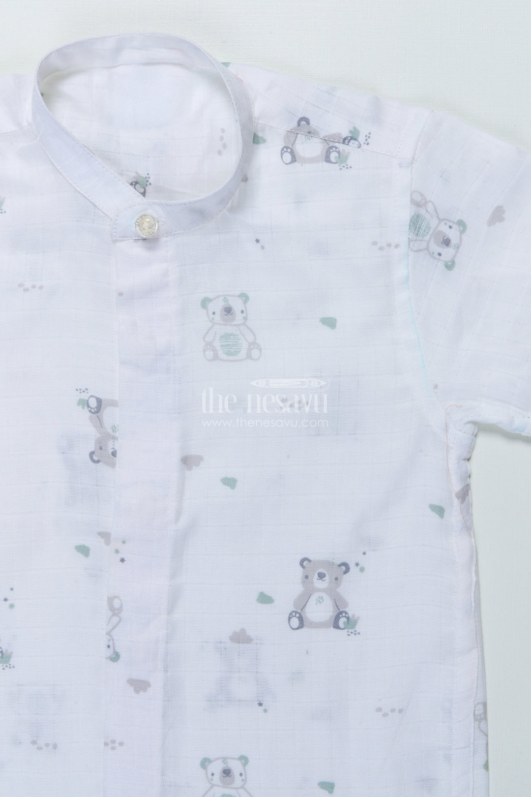 The Nesavu Boys Cotton Shirt Boys Muslin Cotton Shirt with Animal Print for Playdates and Summer Comfort Nesavu Nesavu boys muslin cotton shirt animal print summer play casual wear
