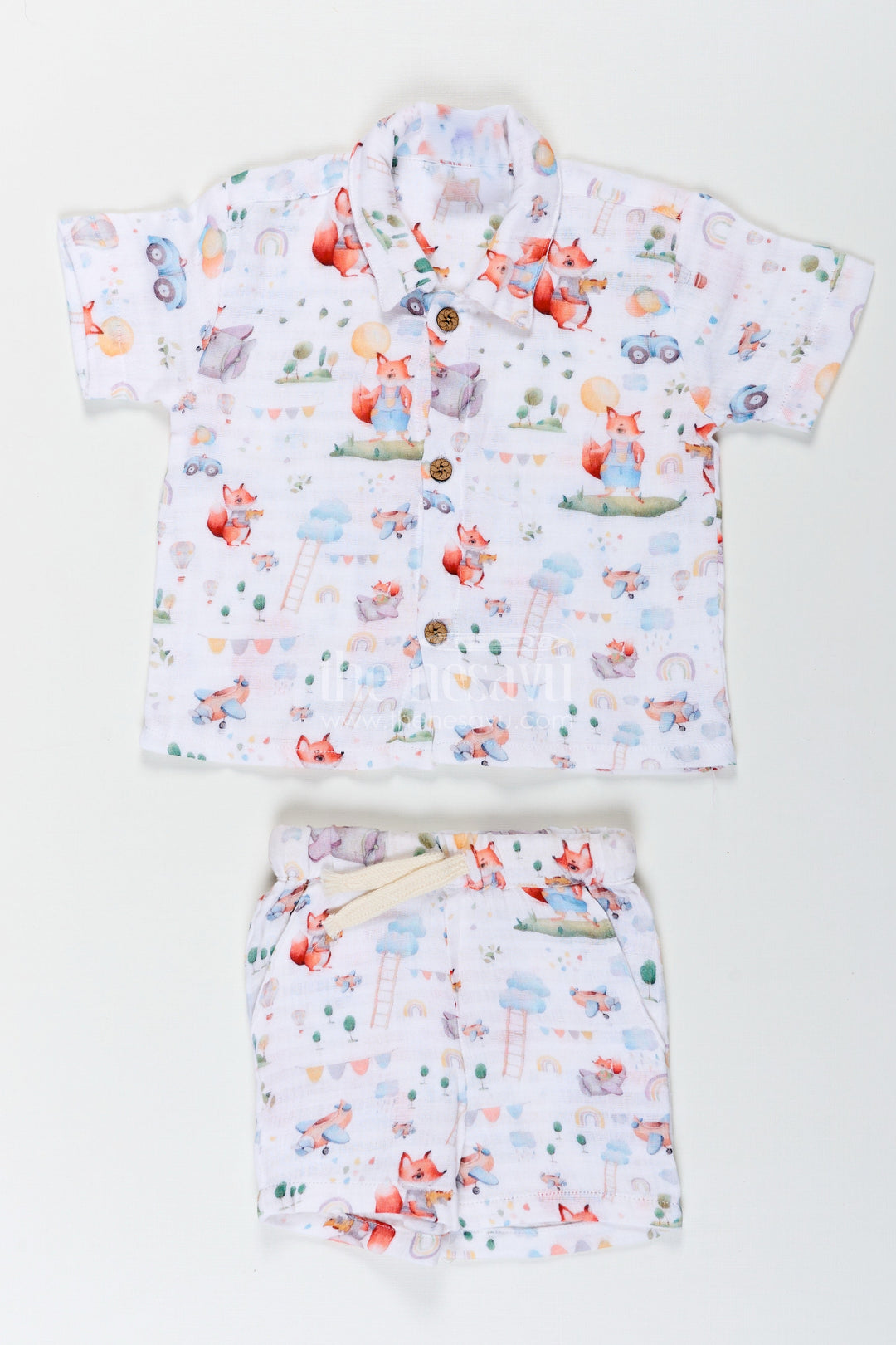 The Nesavu Boys Casual Set Boys New Fashion Casual Shirts with Fox and Nature Print in Soft Muslin Fabric for Everyday Comfort Nesavu 14 (6M) / White BCS238A-14 Boys New Fashion Casual Shirt and Shorts Set with Fox Nature Print in Breathable Muslin Fabric | The Nesavu