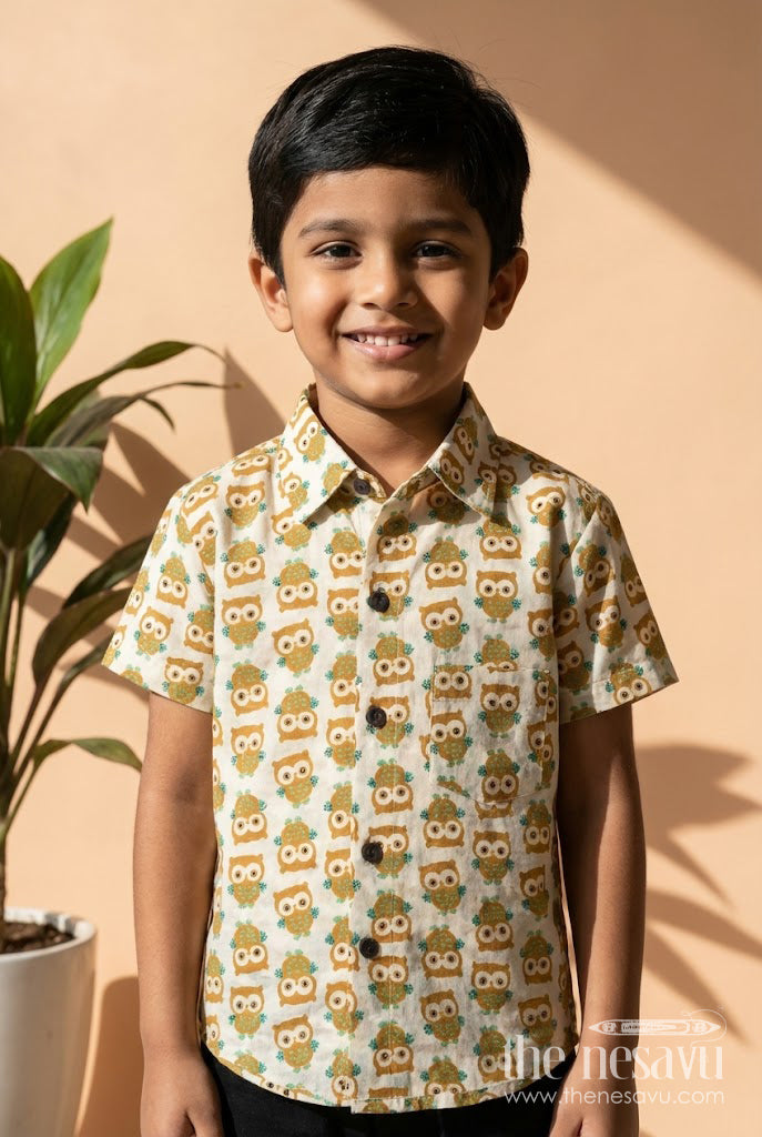 The Nesavu Boys Cotton Shirt Boys Owl Print Cotton Shirt for Casual Outings and Curious Minds Nesavu 20 (3Y) / Multicolor / Cotton BS394A-20 Nesavu boys cotton shirt with owl print for playful days, school wear and storytime fun