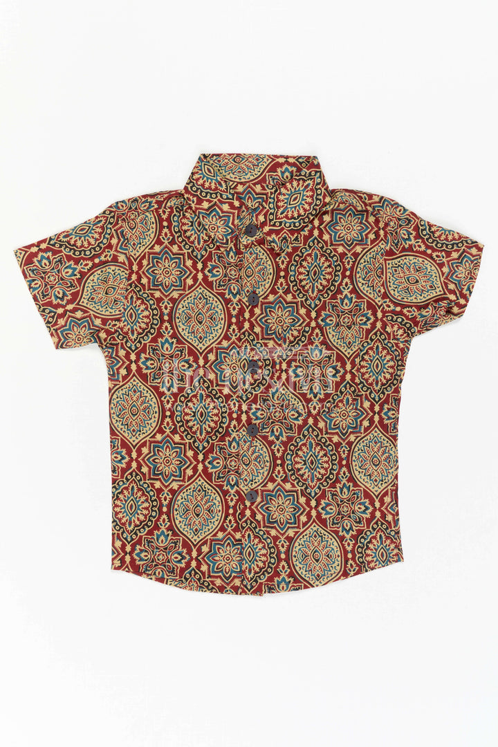 The Nesavu Boys Cotton Shirt Boys Printed Cotton Shirt for Casual Outings and Vacation Wear Nesavu Nesavu Boys Cotton Printed Shirt With Geometric Digital Print For Casual And Festive Outings