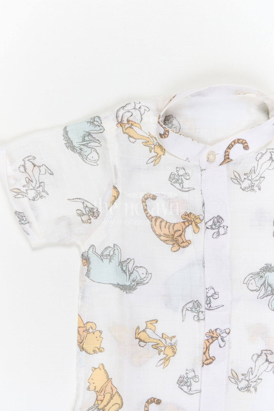 The Nesavu Boys Cotton Shirt Boys Printed Cotton Shirt for Vacations and Playful Outings Nesavu Nesavu Boys Muslin Cotton Printed Shirt For Vacations And Playful Outings