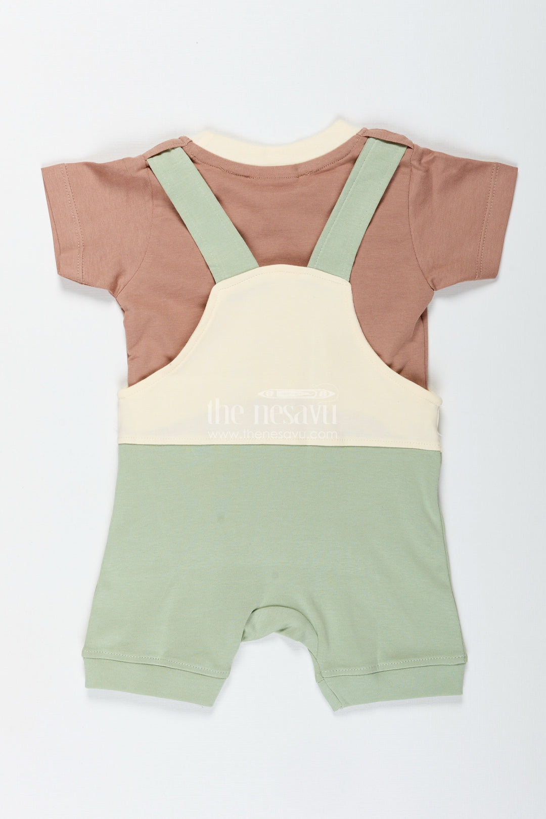 The Nesavu Boys Casual Set Boys Romper New Born Cotton Outfit with Safari Animal Embellishment and Green Shorts for Cozy Daily Style Nesavu Nesavu Boys Romper New Born Outfit Safari Animal Embellishment Soft Cotton Green Shorts