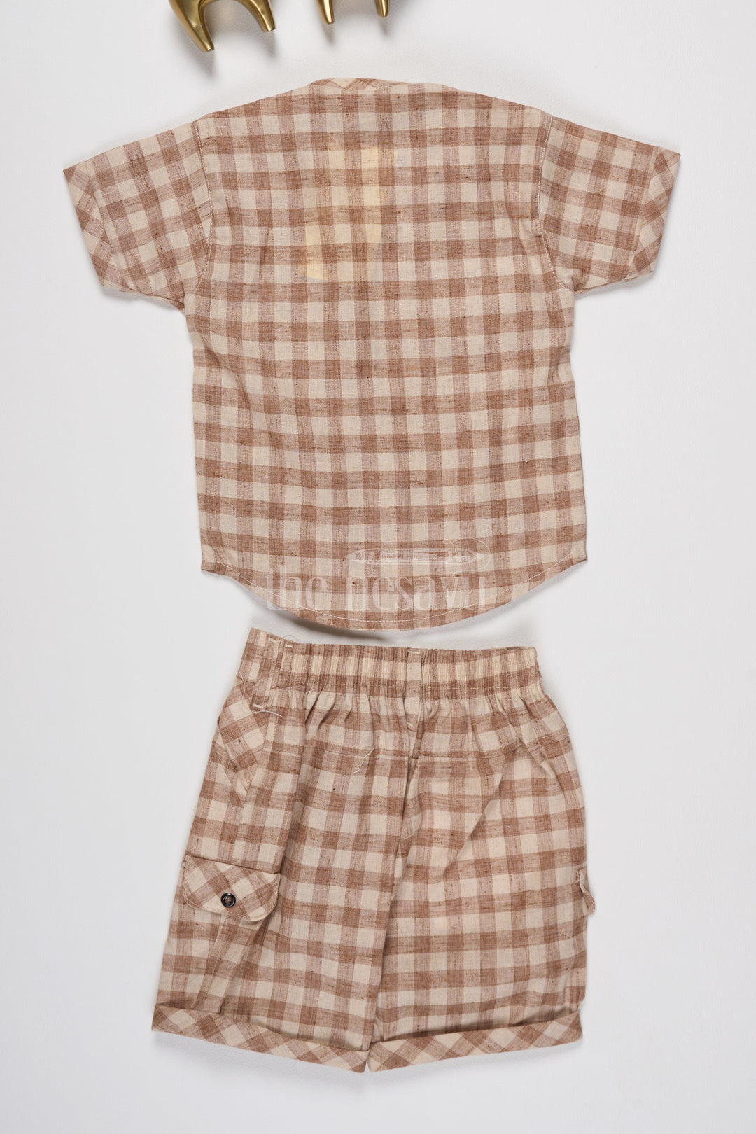 The Nesavu Boys Casual Set Boys Salmon Checkered Shirt and Shorts Set in Cotton Linen with Front Pockets Nesavu Nesavu Boys Salmon Checkered Shirt Shorts Cotton Linen Set Front Pockets Summer Outings