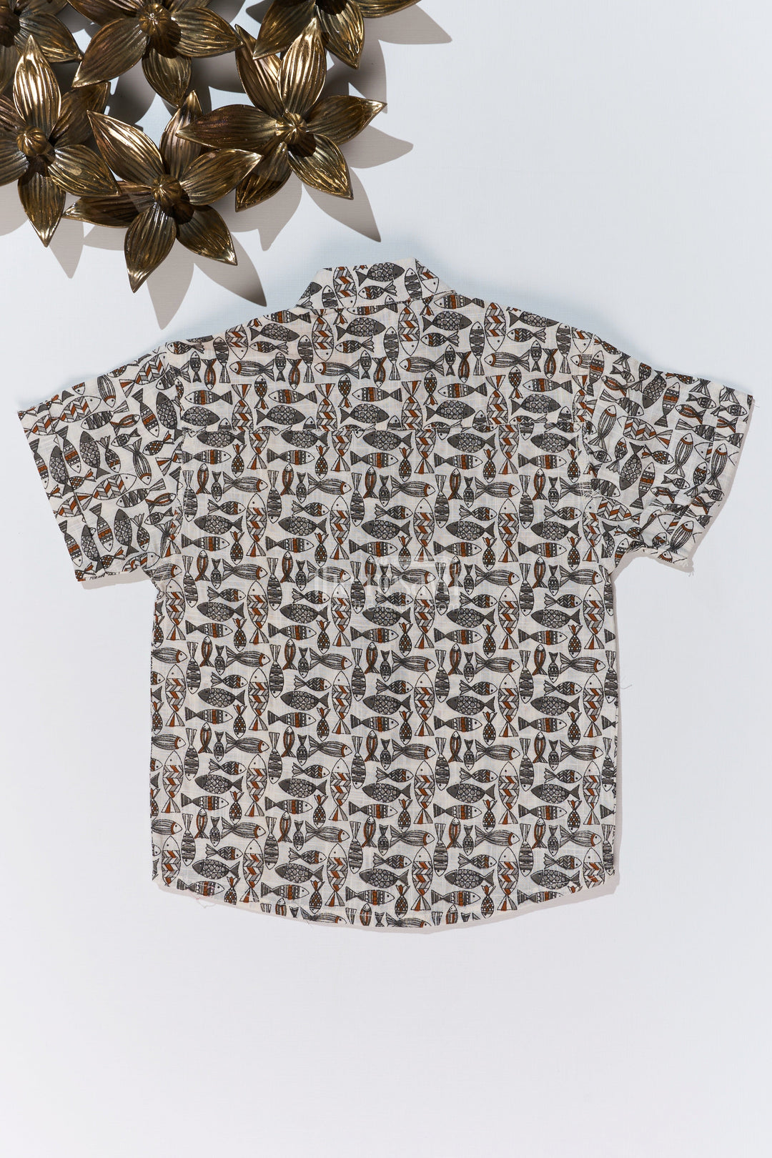 The Nesavu Boys Cotton Shirt Boys Shirt Casual Dresses in Cotton Block Print with Tribal Fish Design Nesavu Boys Shirt Casual Dresses Cotton Block Print Ethnic Fish Pattern | The Nesavu