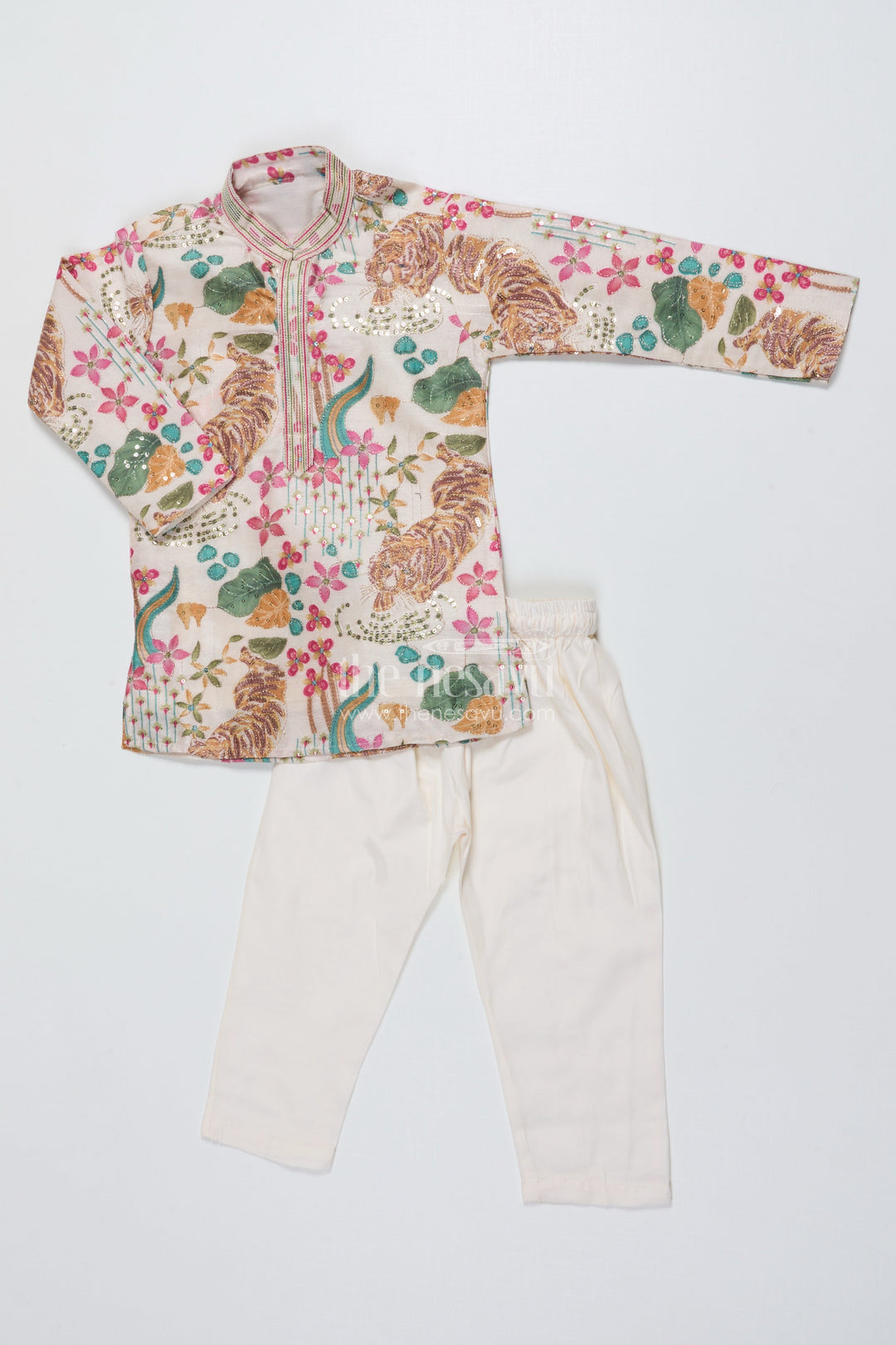 The Nesavu Boys Kurtha Set Boys Silk Blend Kurta Set with Animal Print Embroidery for Festive Functions Nesavu 16 (1Y) / Cream BES819A-16 Nesavu boys kurta set tiger print sequin embroidery weddings festive occasions