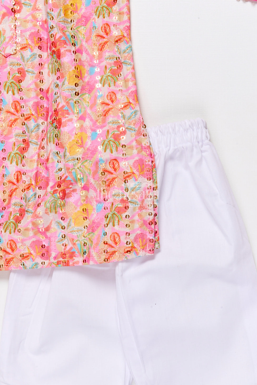 The Nesavu Boys Kurtha Set Boys Silk Blend Kurta Set with Digital Print for Festive Weddings Nesavu Nesavu embroidered digital print boys kurta set festive silk blend outfit weddings cultural events