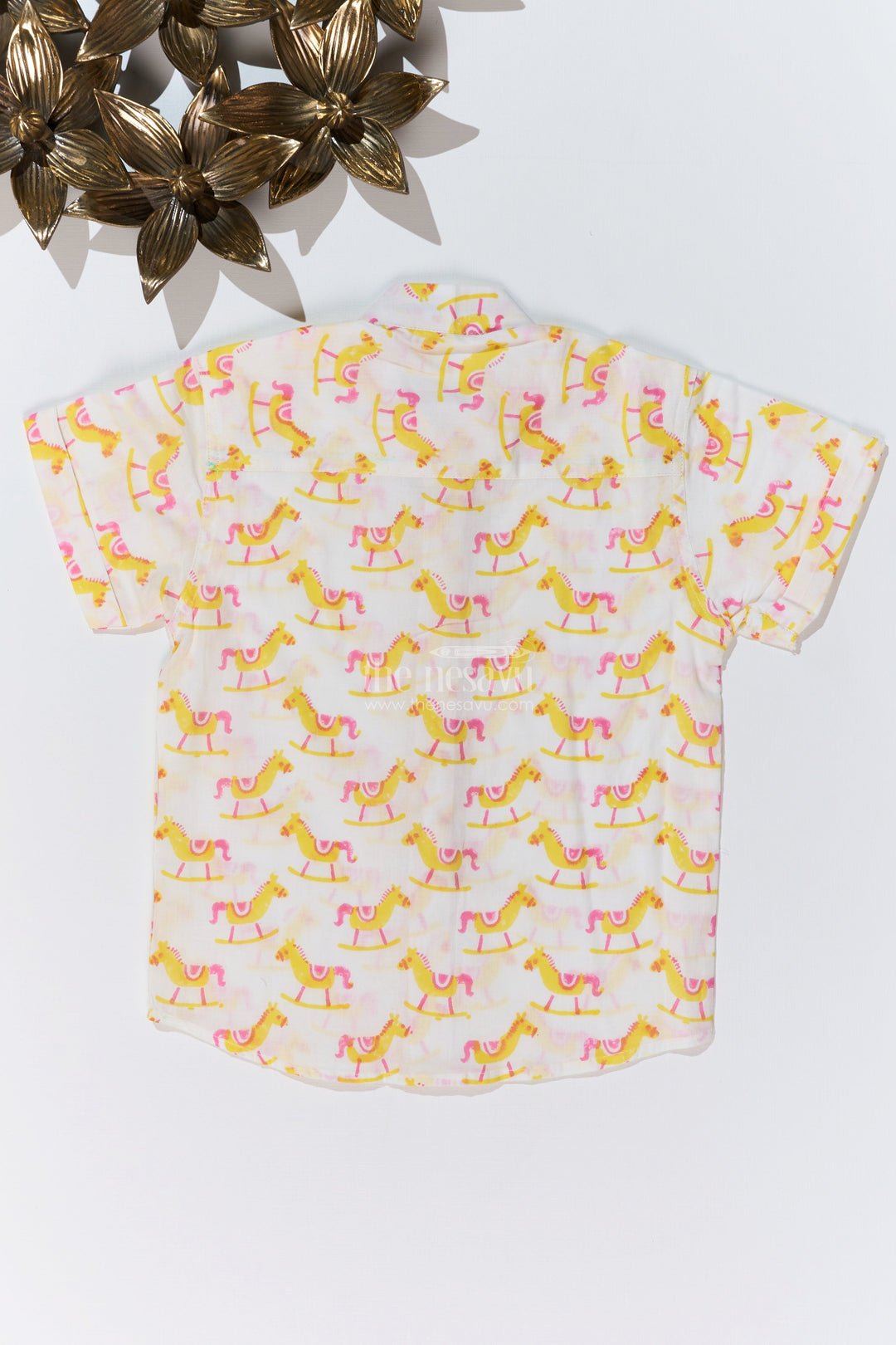 The Nesavu Boys Cotton Shirt Boys Smart Casual Shirts Men Inspired Design in Cotton Block Print with Rocking Horse Motif Nesavu Boys Smart Casual Shirt Cotton Block Print Rocking Horse Motif | The Nesavu