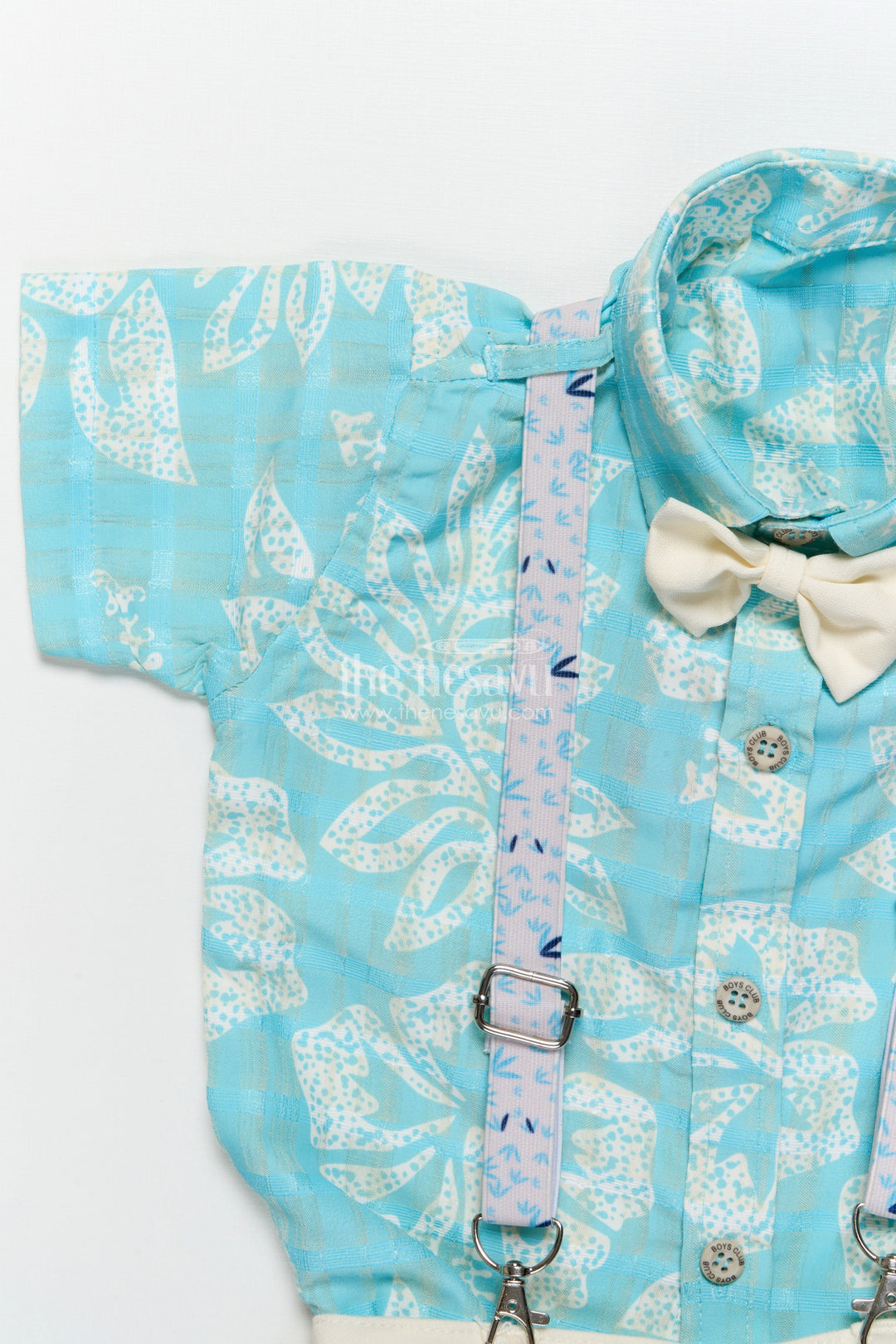 The Nesavu Boys Casual Set Boys Suspender Outfit Set with Leaf Print for Family Functions and Celebrations Nesavu Nesavu boys tropical digital print suspender set bow tie family events celebrations