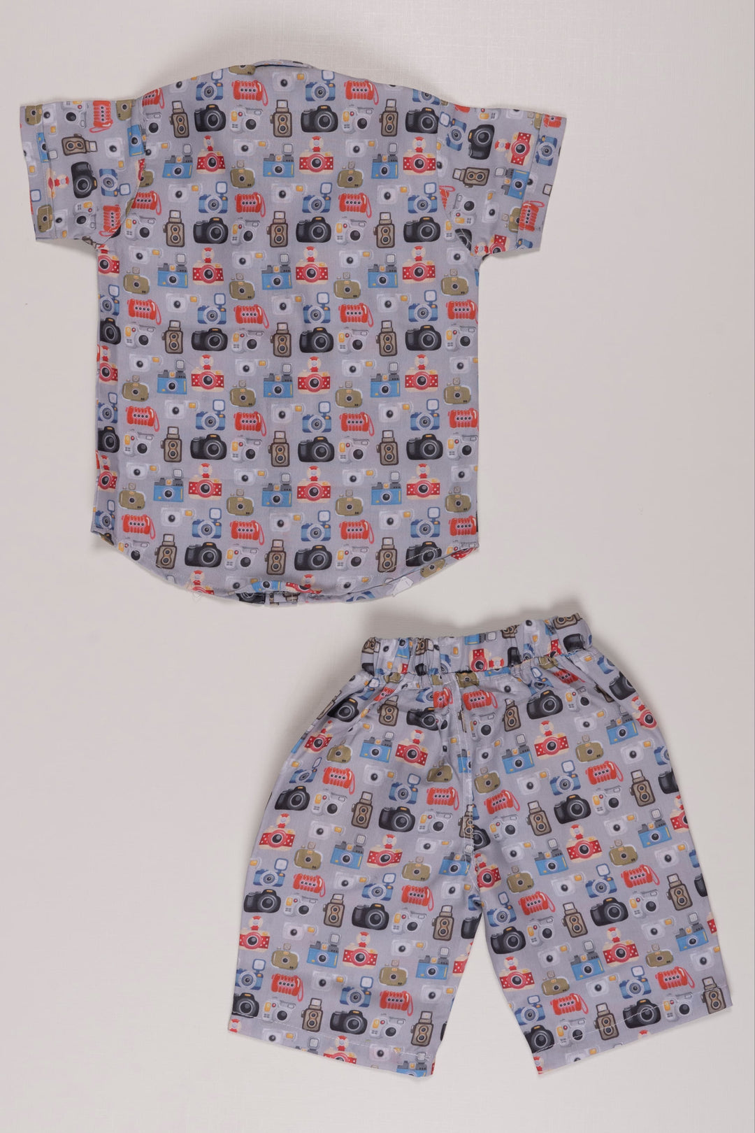 The Nesavu Boys Casual Set Boys Trendy Robots Print Co-ord Set: Casual and Fun Outfit for Everyday Wear Nesavu Printed Casual Co-ord Set for Boys | Comfortable Boys Everyday Clothing | The Nesavu