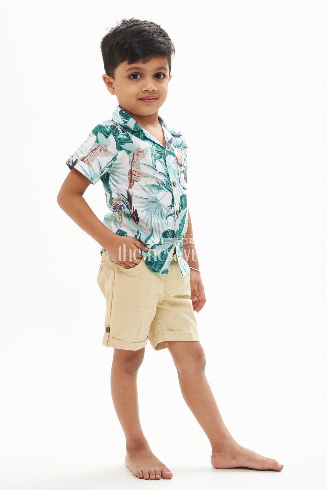 The Nesavu Boys Casual Set Boys' Tropical Leaf Print Shirt and Shorts Set - Beige Nesavu