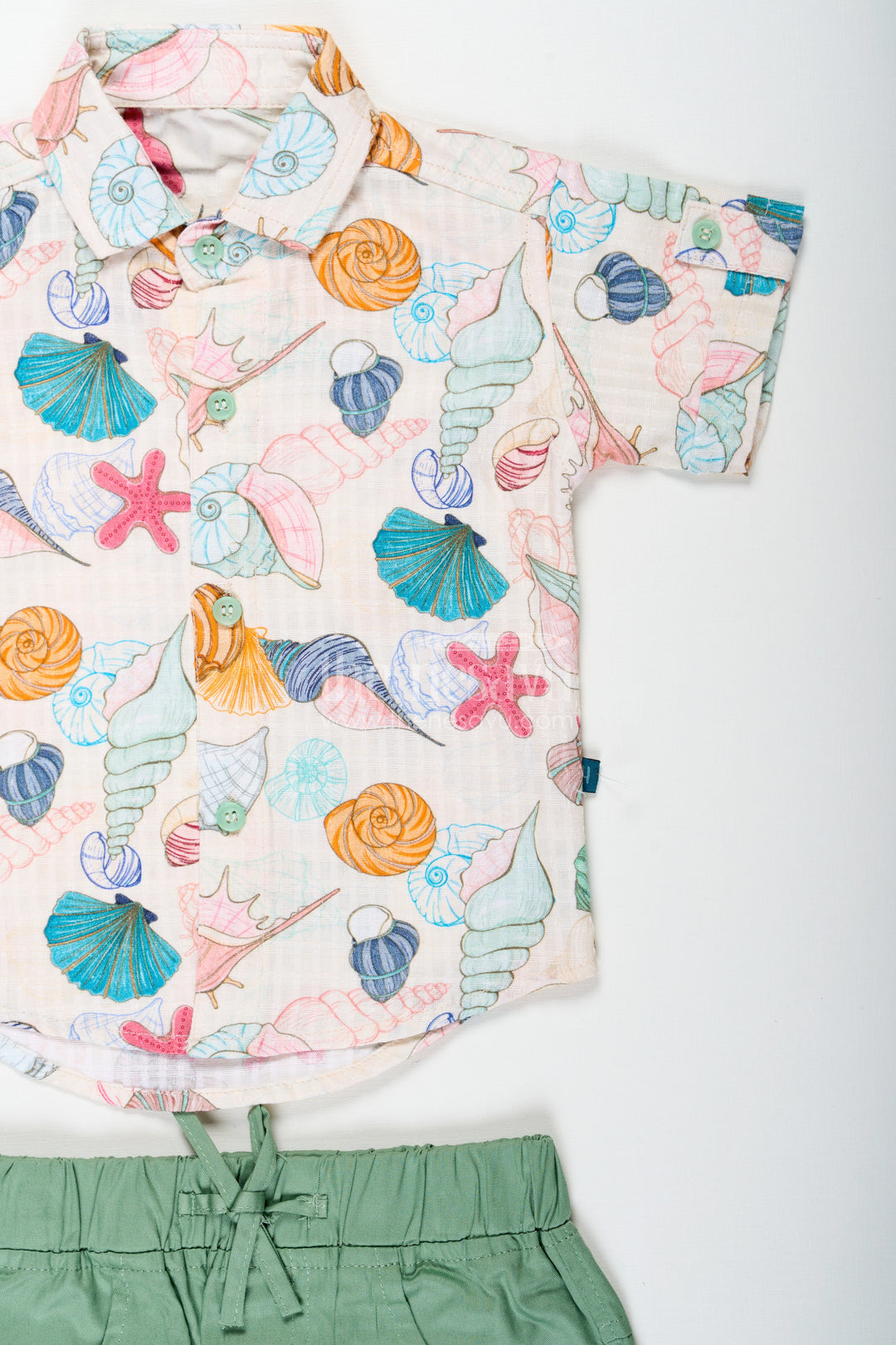The Nesavu Boys Casual Set Boys Western Dress Casual Cotton Set with Seashell Printed Shirt and Olive Green Shorts Nesavu Boys Western Dress Casual Set Seashell Print Shirt Olive Green Cotton Shorts | The Nesavu