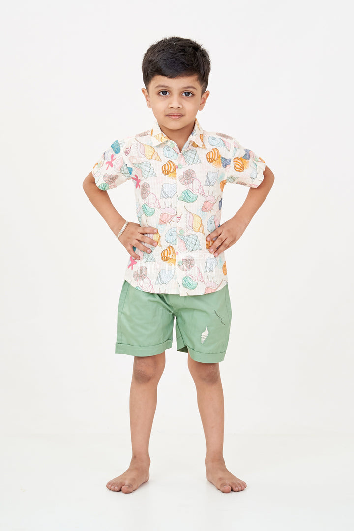 The Nesavu Boys Casual Set Boys Western Dress Casual Cotton Set with Seashell Printed Shirt and Olive Green Shorts Nesavu Boys Western Dress Casual Set Seashell Print Shirt Olive Green Cotton Shorts | The Nesavu