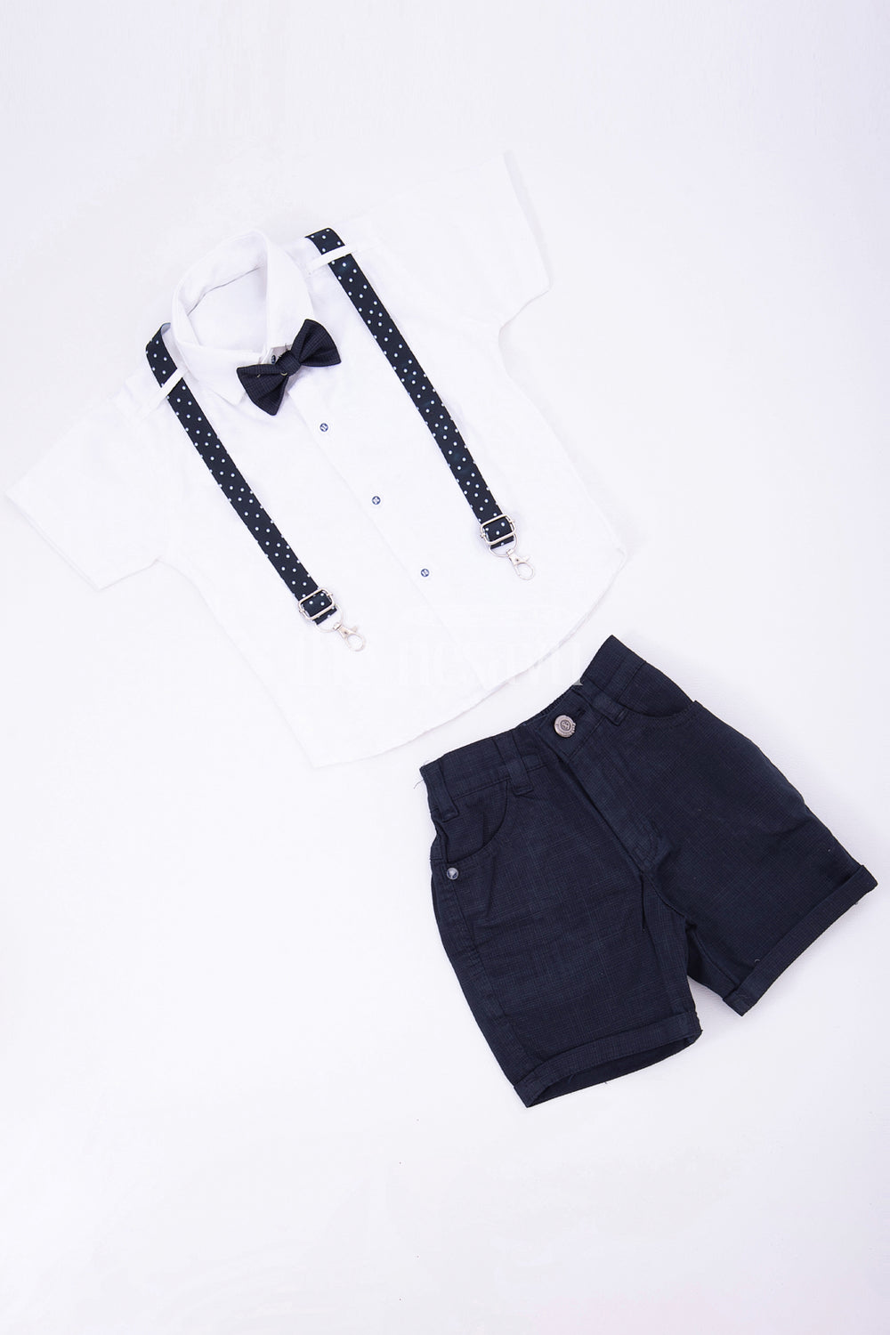 The Nesavu Boys Casual Set Boys' White & Black Suspender Shorts Set Nesavu Boys' White & Black Suspender Shorts Set - Smart Casual Outfit