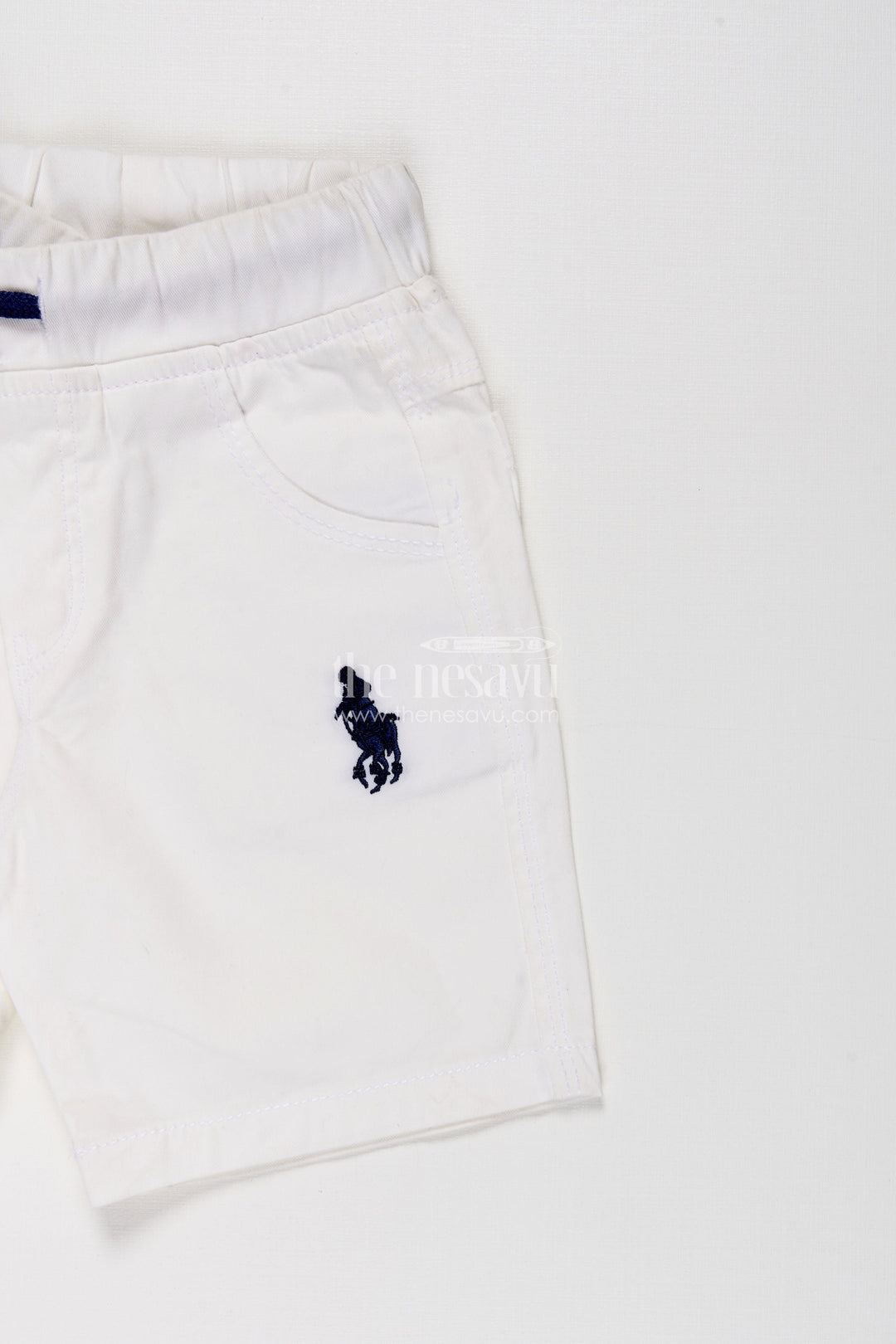 The Nesavu Boys Shorts Boys White Cotton Shorts with Emblem Detail Nesavu Boys White Cotton Casual Shorts | The Nesavu