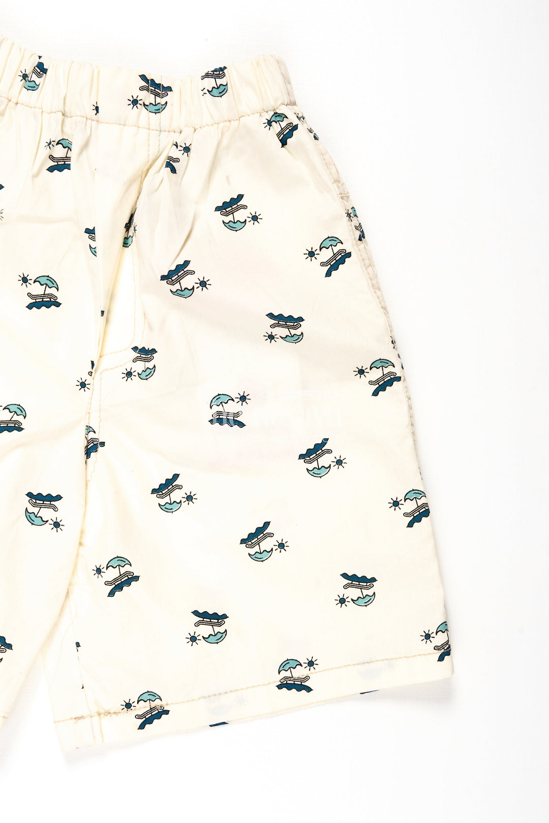 The Nesavu Boys Shorts Boys White Cotton White Cotton Shorts with Beach Holiday Print and Soft All Over Digital Design Nesavu Nesavu Boys White Cotton Shorts Beach Print Comfortable Fit Everyday Summer Style