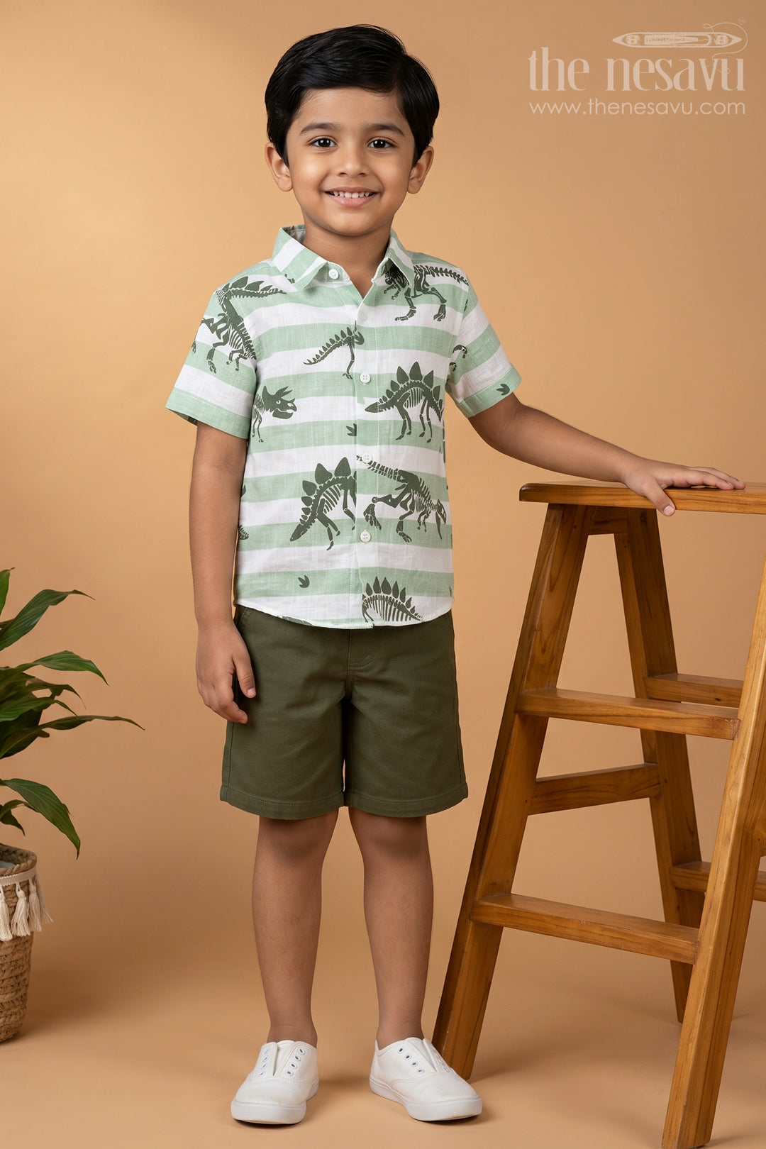 The Nesavu Boys Casual Set Casual Beach Dresses for Boys with Dinosaur Printed Shirt and Forest Green Cotton Shorts Nesavu 20 (3Y) / Green BCS253A-20 Boys Casual Beach Dresses Dinosaur Print Shirt Forest Green Shorts | The Nesavu