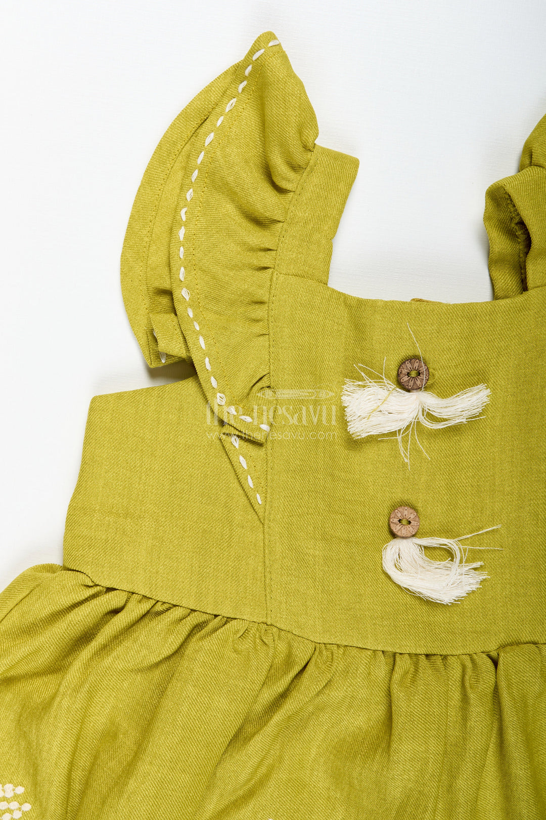 The Nesavu Girls Cotton Frock Casual Frock for Toddler Girls with Animal Embroidery Nesavu Nesavu Olive Green Cotton Casual Frock Girls Giraffe Embroidery Lightweight Comfort