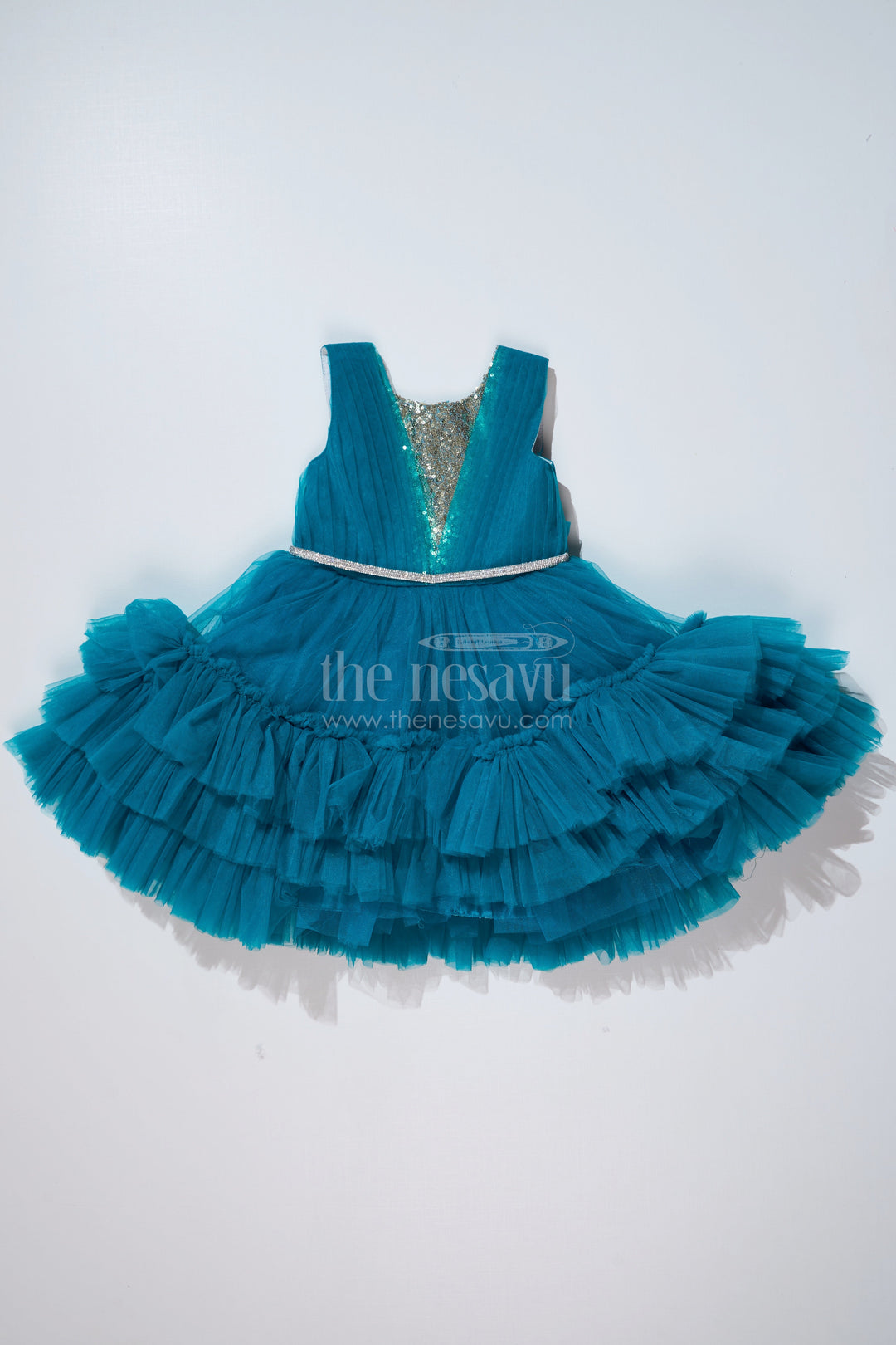 The Nesavu Girls Fancy Party Frock Charming Green Wedding Party Dress for Girls with Cascading Ruffles and Sparkling Details Nesavu 16 (1Y) / Green PF196C-16 Green Wedding Party Dress Girls Ruffled Net Sparkling Sequin Design | The Nesavu