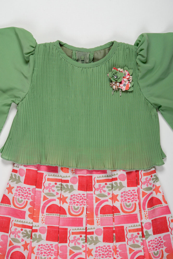 The Nesavu Girls Fancy Frock Chic Summer Cotton Frock for Girls - Vibrant Green and Pink Nesavu Shop Girls Trendy Cotton Dresses | Stylish   Comfortable Summer Frocks | The Nesavu