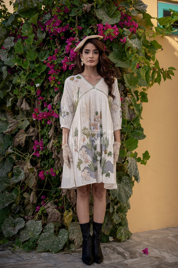 The Nesavu Womens Flared Kurthas Chiffon Christmas Party Wear Womens Dresses with Floral Embroidery and Flared Design Nesavu Chiffon Christmas Party Wear Womens Dresses Vibrant Embroidery Flared Style | The Nesavu