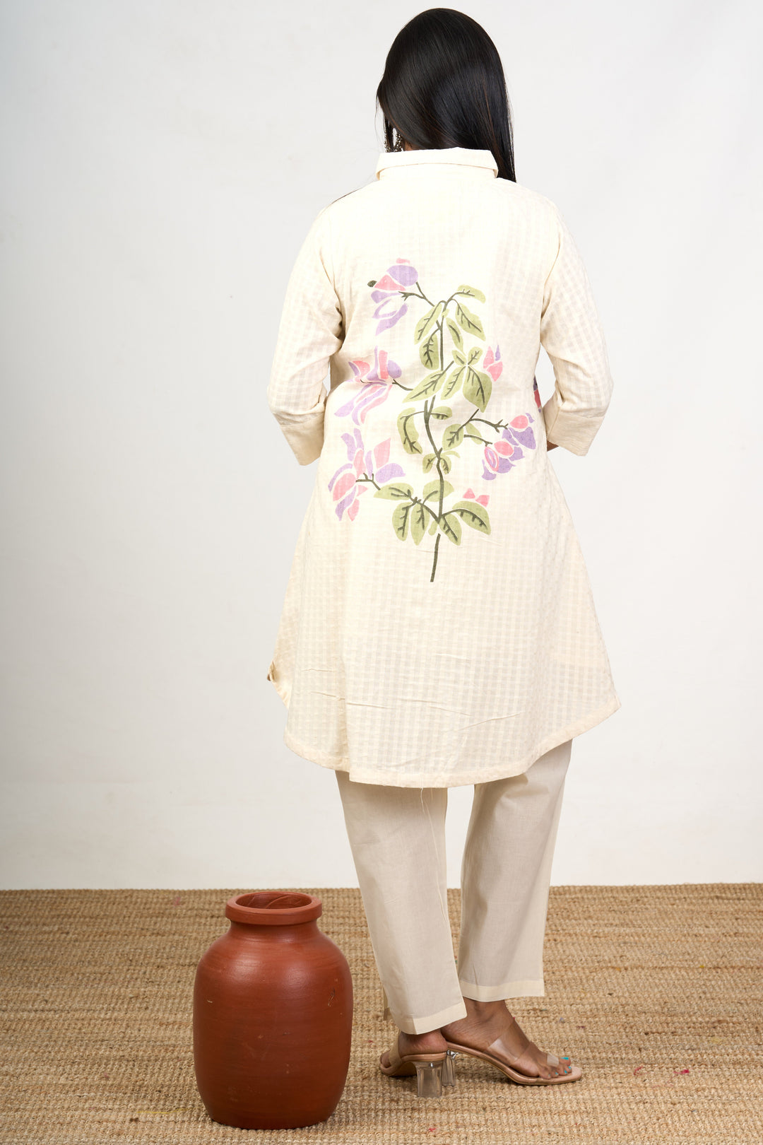 The Nesavu Womens Co-Ord Sets Classic Solid Co Ord Set for Women in White Cotton with Minimalist Embroidery Nesavu Classic Solid White Co Ord Set Women Minimalist Floral Embroidery Cotton | The Nesavu