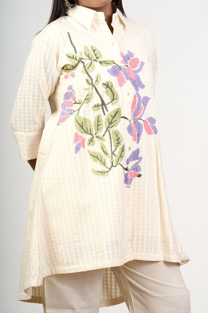 The Nesavu Womens Co-Ord Sets Classic Solid Co Ord Set for Women in White Cotton with Minimalist Embroidery Nesavu Classic Solid White Co Ord Set Women Minimalist Floral Embroidery Cotton | The Nesavu