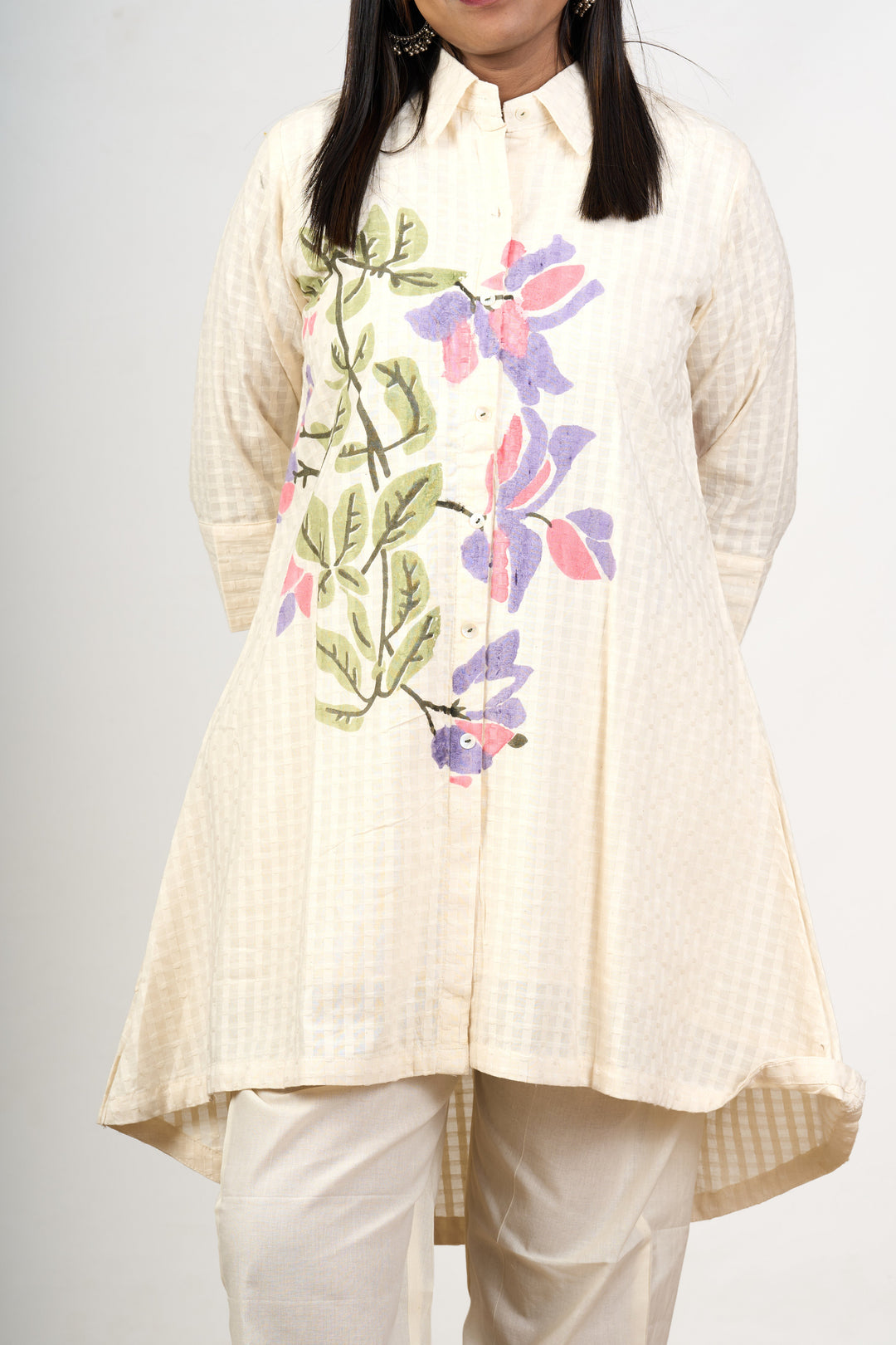 The Nesavu Womens Co-Ord Sets Classic Solid Co Ord Set for Women in White Cotton with Minimalist Embroidery Nesavu Classic Solid White Co Ord Set Women Minimalist Floral Embroidery Cotton | The Nesavu