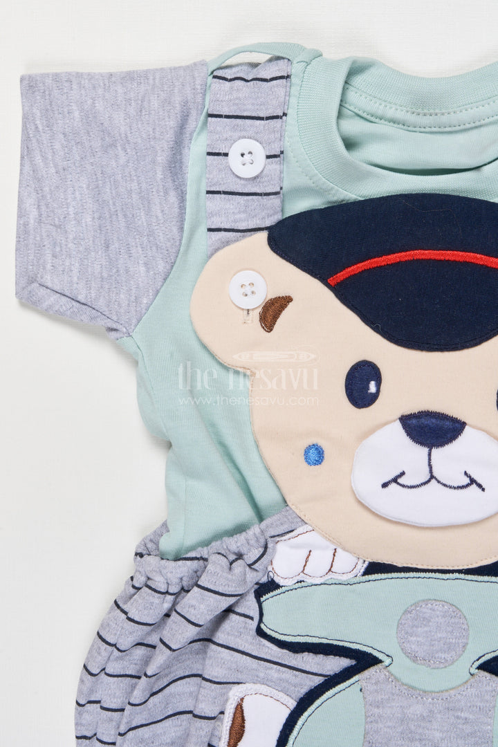 The Nesavu Baby Dungarees Cotton Dungaree Set for Babies for Outings and Playtime Nesavu Nesavu baby dungaree set cotton character print playtime casual wear