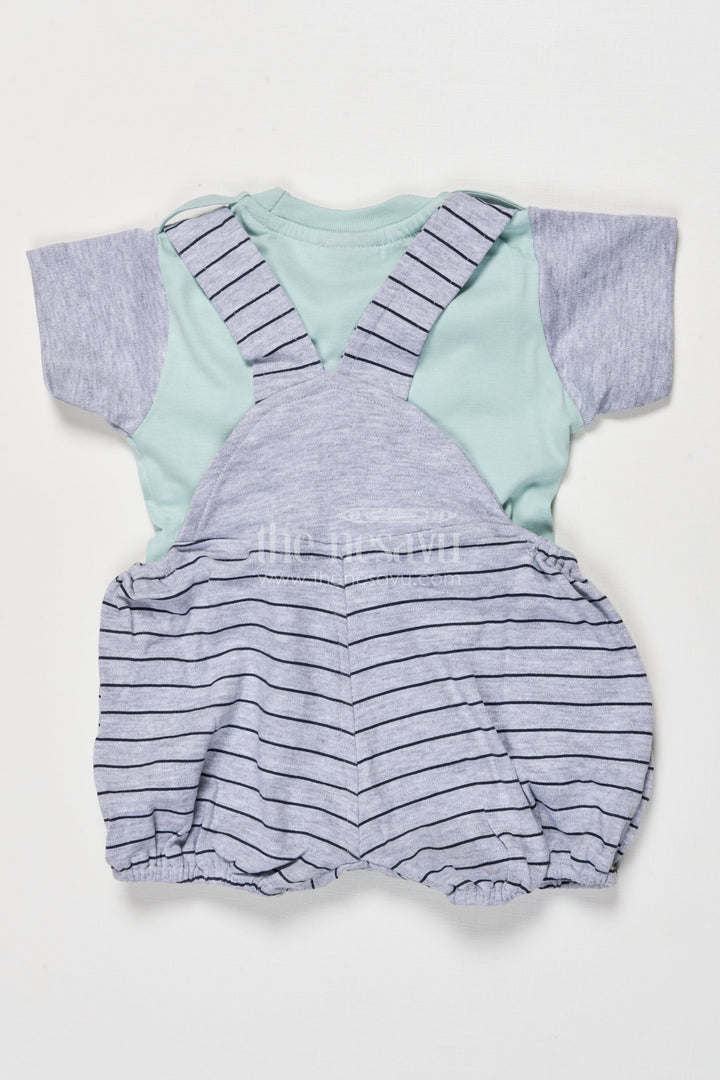 The Nesavu Baby Dungarees Cotton Dungaree Set for Babies for Outings and Playtime Nesavu Nesavu baby dungaree set cotton character print playtime casual wear