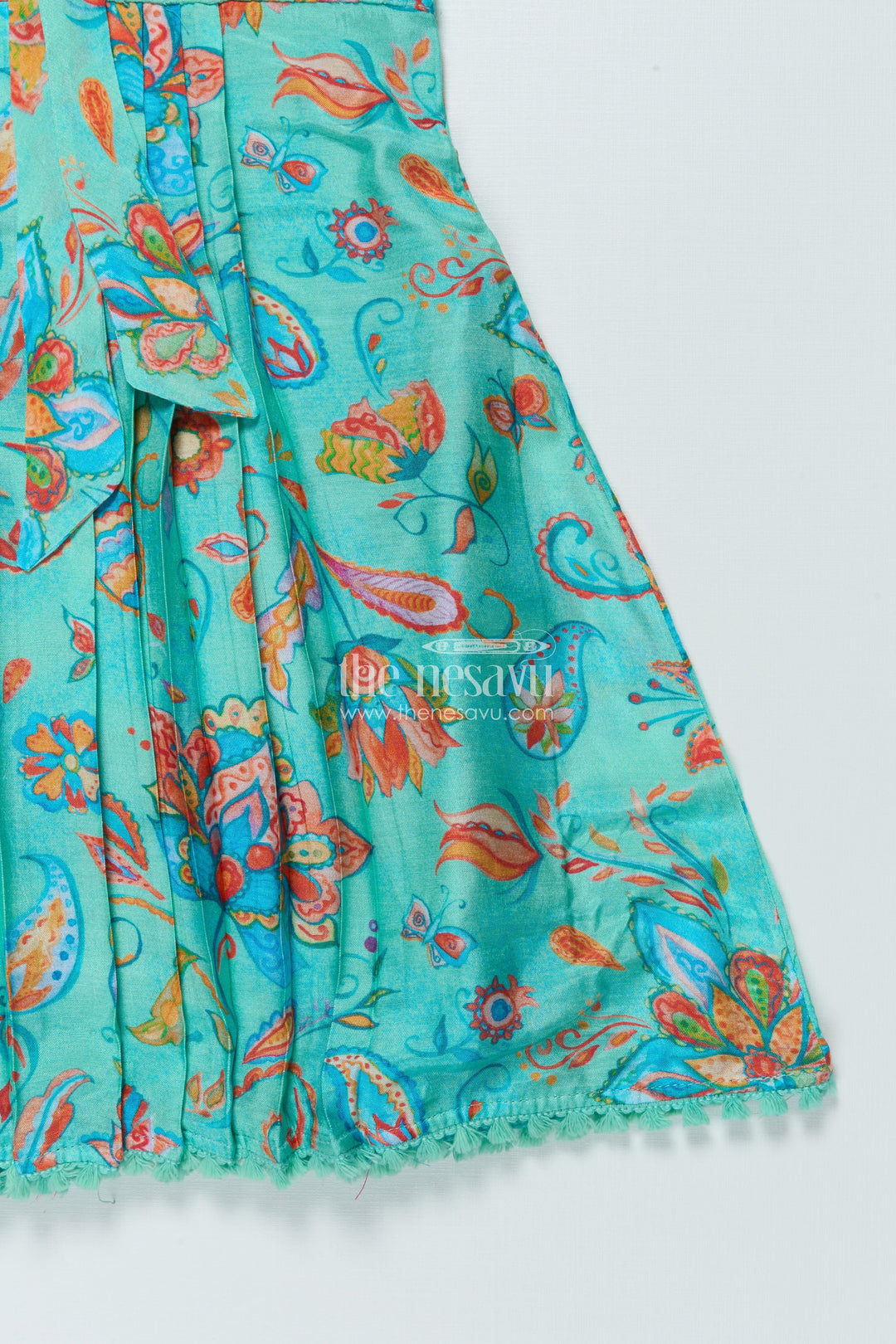 The Nesavu Girls Cotton Frock Digital Print Frock for Toddler Girls for Park Days and Everyday Comfort Nesavu Nesavu digital print rayon frock toddler girls everyday wear casual comfort