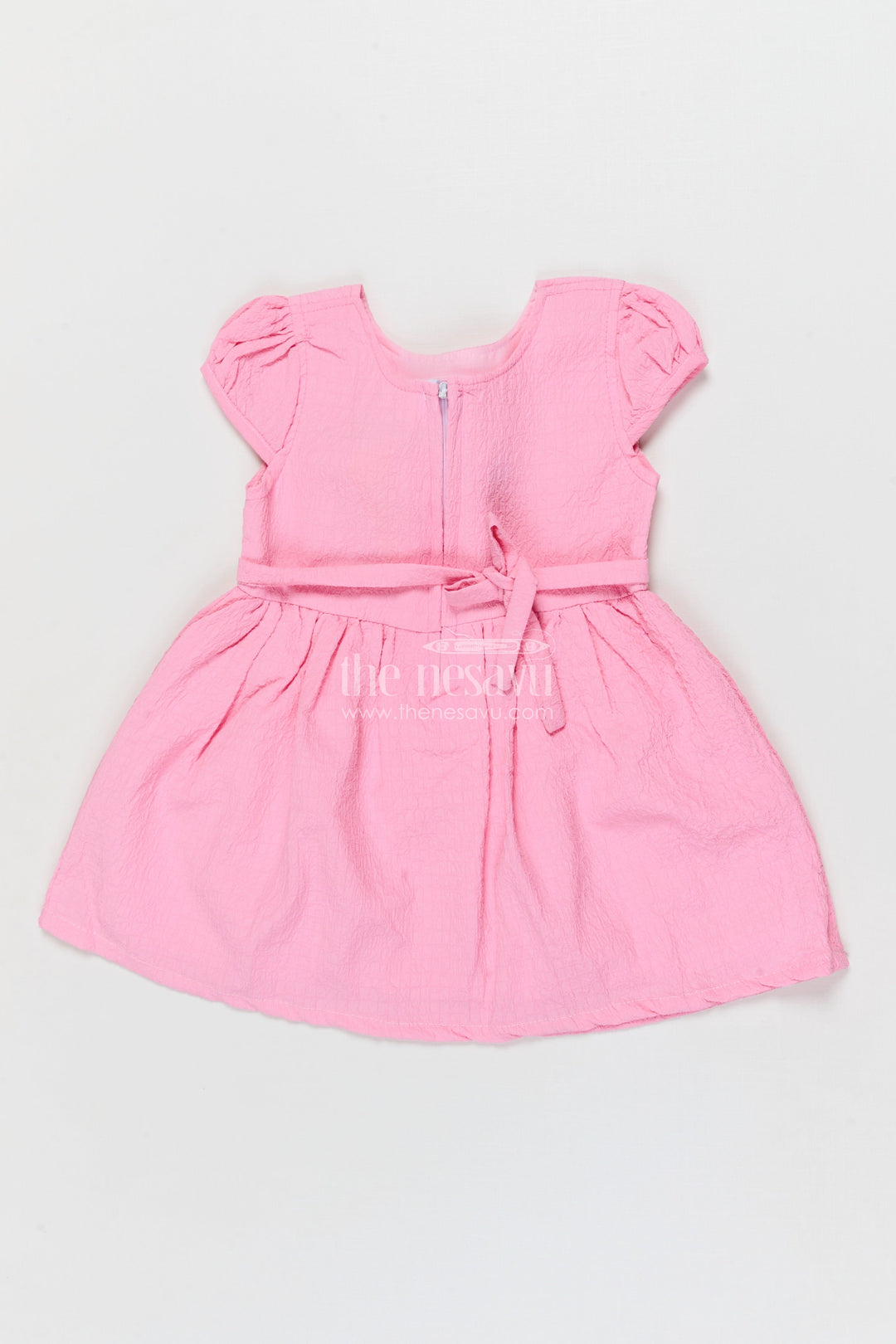 The Nesavu Girls Cotton Frock Easy-wear Cotton Frock for Baby Girls’ Playful Mornings Nesavu Nesavu baby girl frock in crinkled cotton with floral applique and breathable puff sleeves
