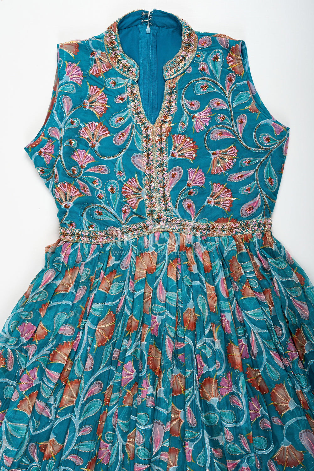 The Nesavu Girls Silk Gown Elegant Anarkali for Girls in Pure Chinon with Digital Print and Embroidered Bodice Nesavu Nesavu Elegant Anarkali Girls Pure Chinon Digital Print Embroidered Bodice