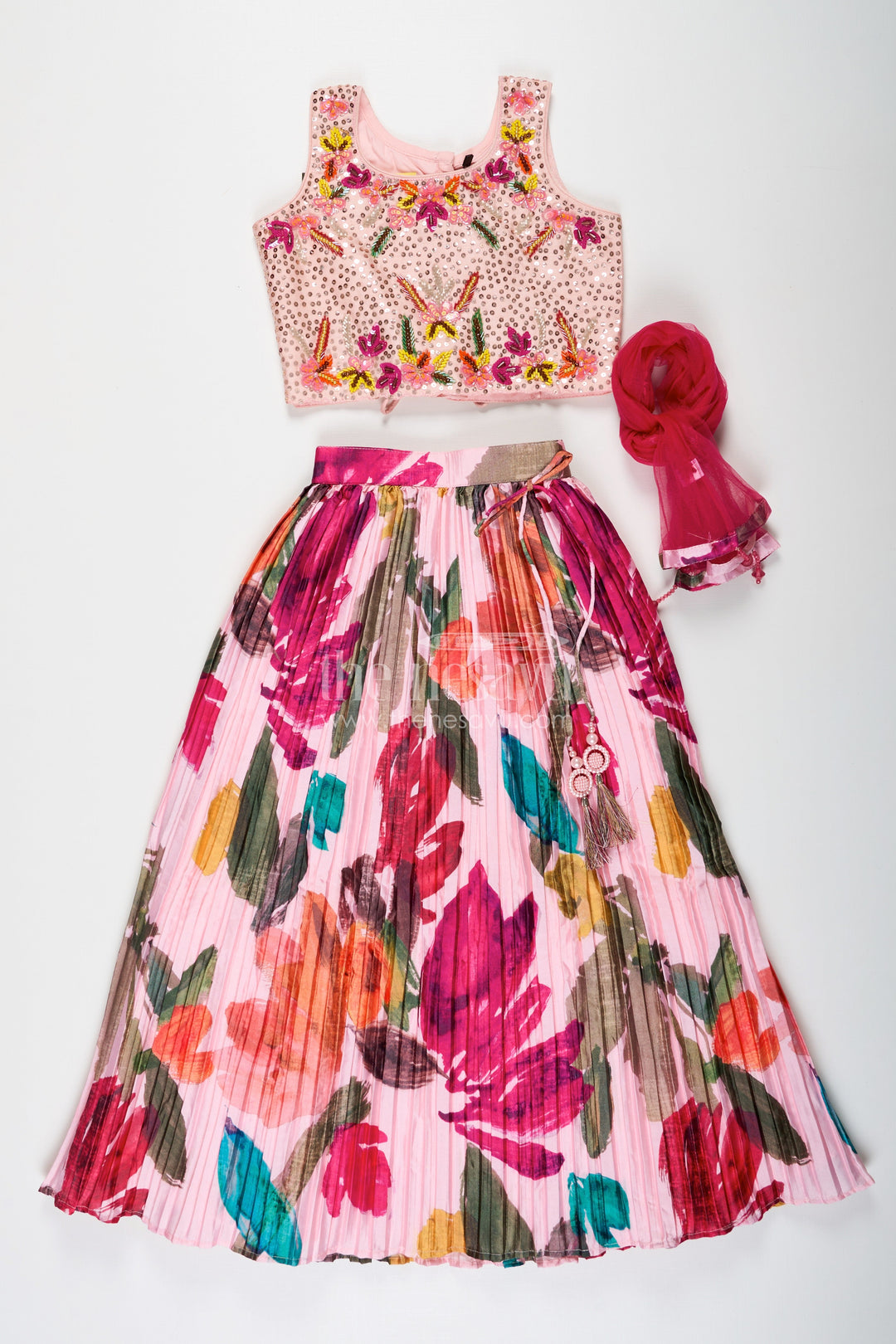 The Nesavu Girls Lehenga Choli Elegant Floral Lehenga for Girls in Chinon Silk with Digital Print and Embroidered Choli Nesavu 24 (5Y) / Peach GL580A-24 Floral Lehenga Girls Chinon Silk Digital Print Embroidered Choli | The Nesavu