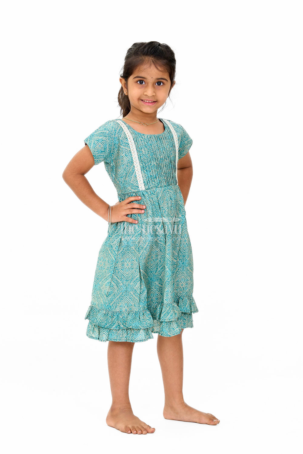 The Nesavu Girls Cotton Frock Elegant Green Cotton Girls Frock with Floral Print and Lace Detailing for Casual Wear Nesavu Nesavu Elegant Green Cotton Girls Frock Floral Print Lace Detailing Casual Wear
