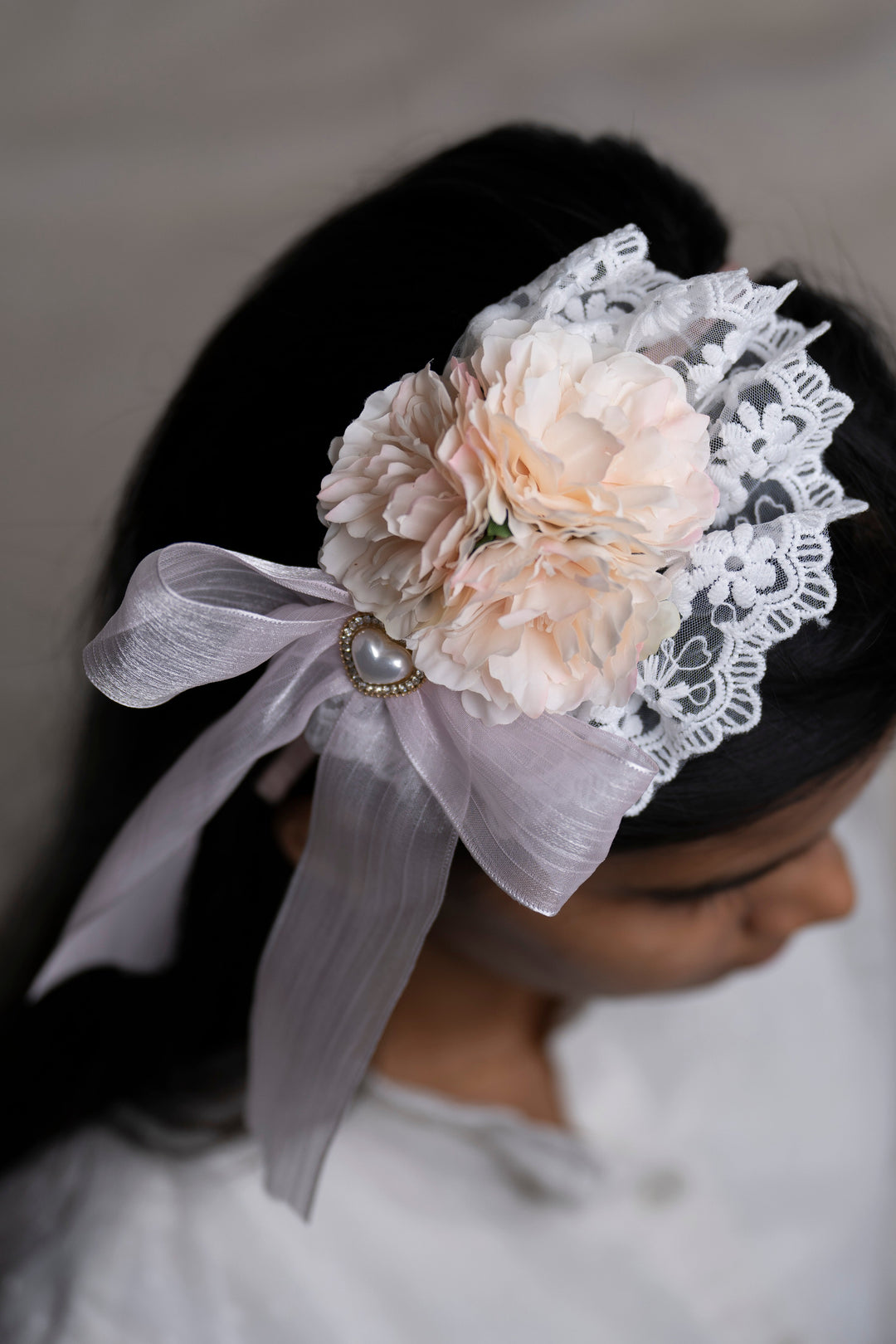 The Nesavu Hair Band Elegant Peony and Lace Hair Accessory with Pearl Detail Nesavu Pink JHB83C Peony Lace Hair Accessory with Pearl Detail | Luxurious Floral Hairpiece | The Nesavu