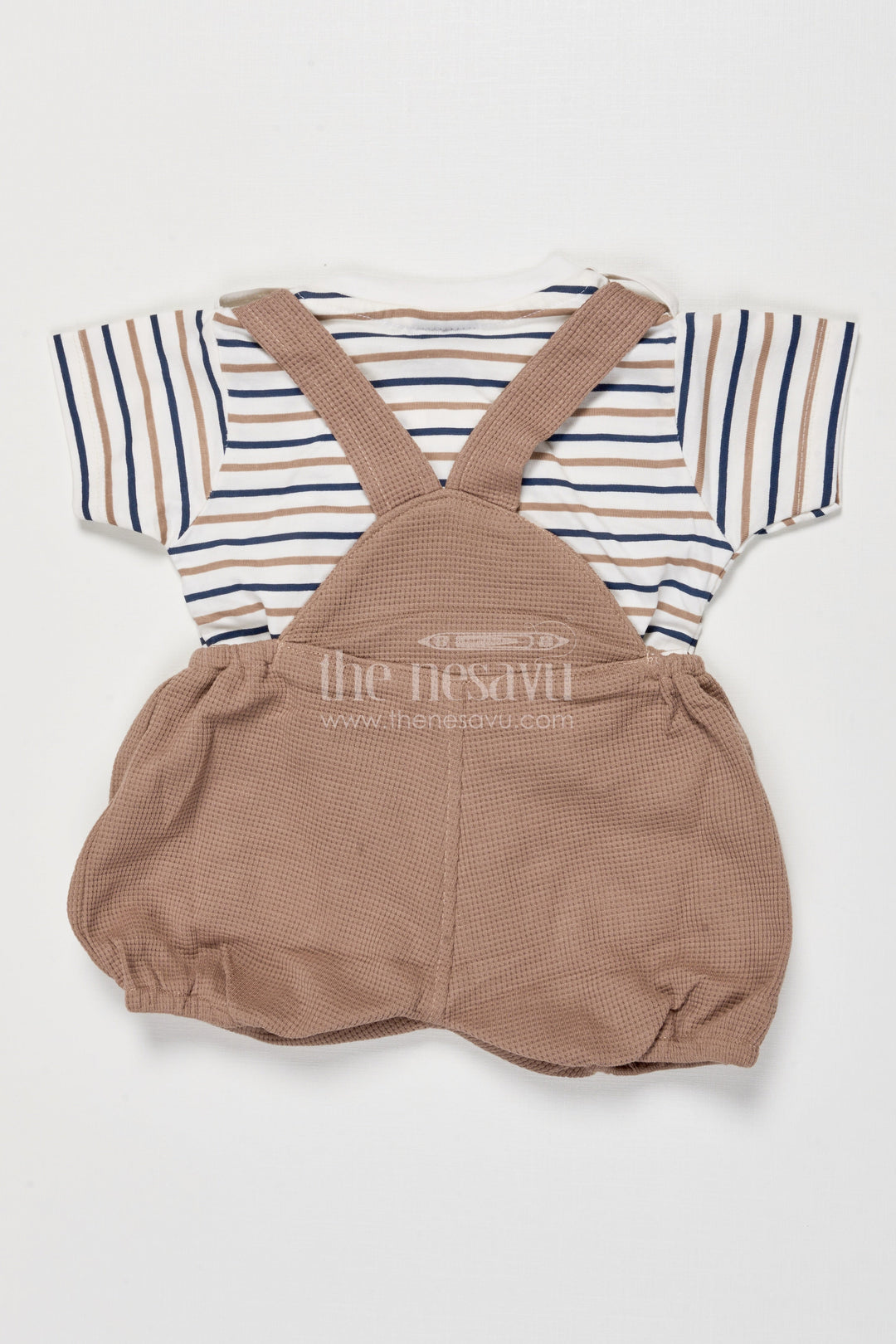 The Nesavu Baby Dungarees Embroidered Baby Dungaree Set for Playtime and All-day Comfort Nesavu Nesavu baby dungaree set animal embroidery  cotton outfit playtime daily comfort