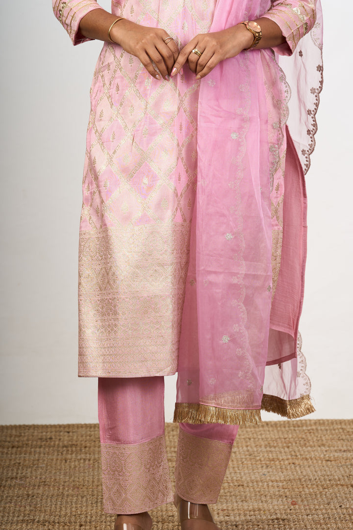The Nesavu Womens Straight Suit Sets Ethnic Kurta Sets for Wedding in Pink Art Silk with Ornate Gold Accents and Dupatta Nesavu Pink Art Silk Ethnic Kurta Set Gold Motifs Embroidered Dupatta Weddings | The Nesavu