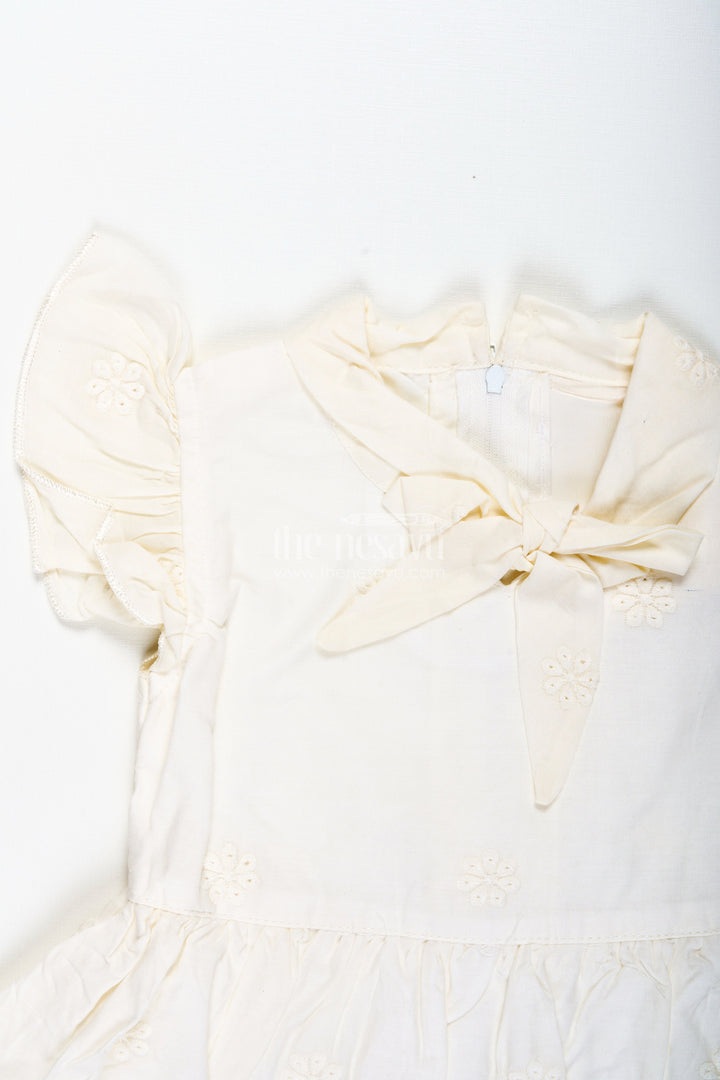 The Nesavu Girls Fancy Frock Everyday Floral Frock for Toddler Girls Comfortable & Cute Nesavu Nesavu Everyday Floral Frock Toddlers Girls Lightweight Hakoba Fabric Puff Sleeves